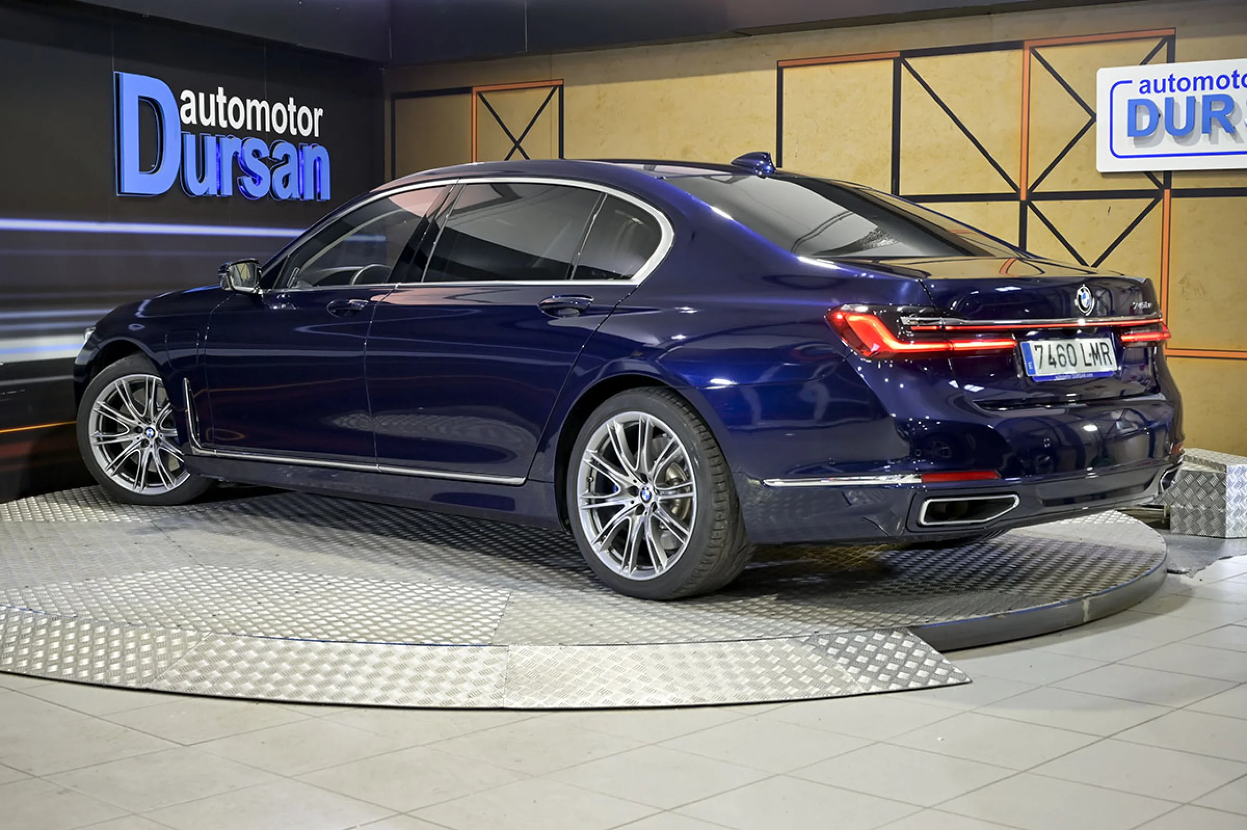 BMW 745 Serie 7 745Le xDrive - Foto 4
