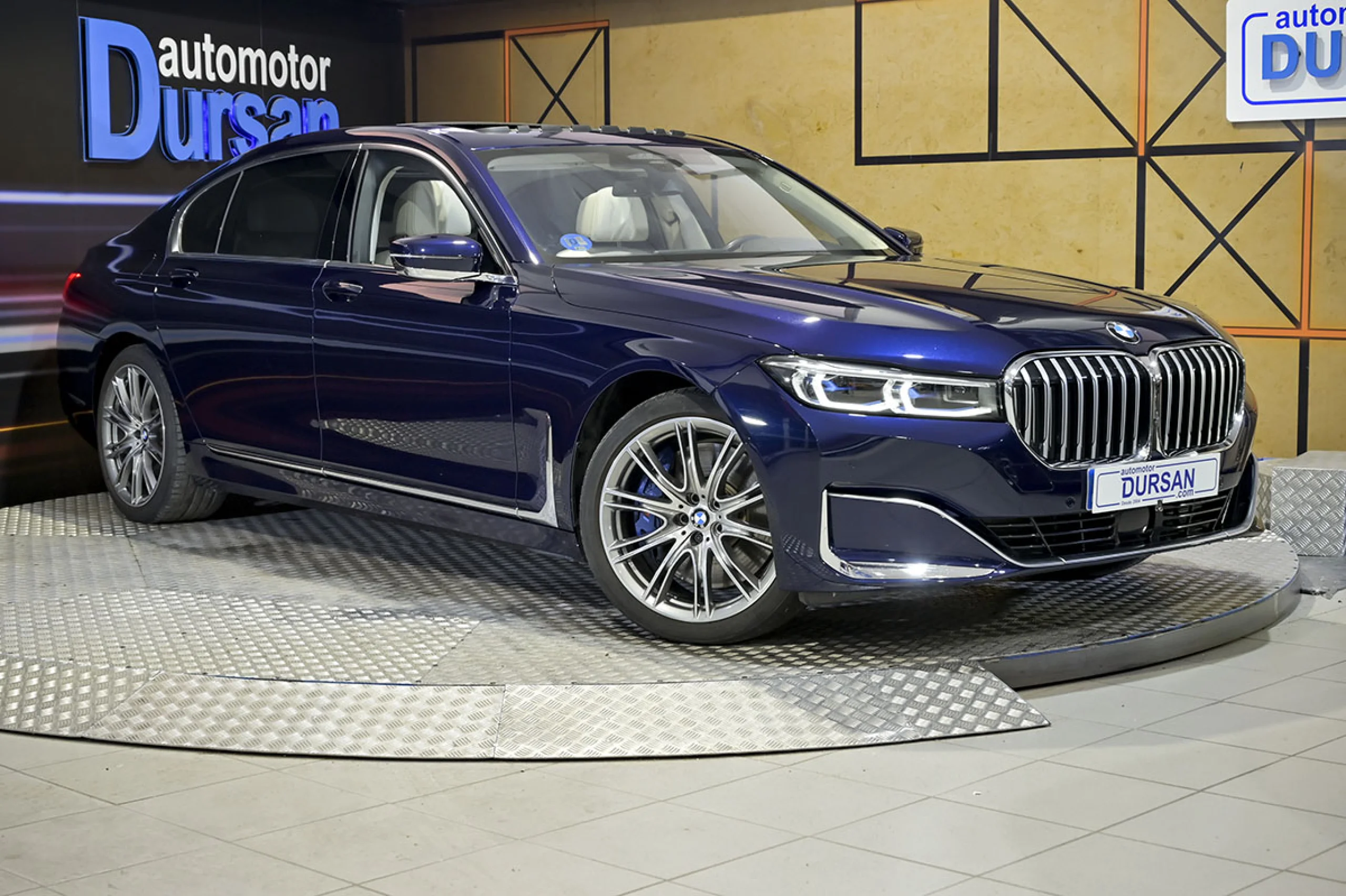 BMW 745 Serie 7 745Le xDrive - Foto 3