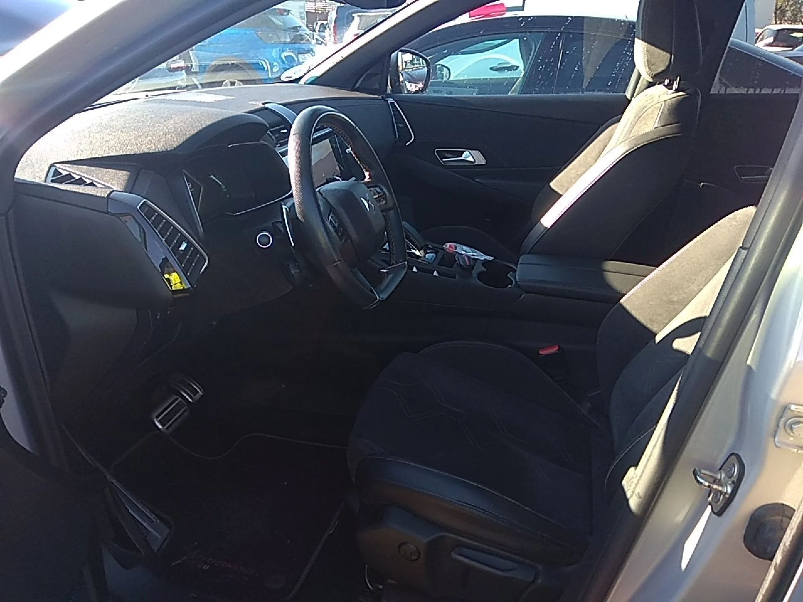 DS DS7 Crossback E-Tense DS 7 CROSSBACK 1.6 E-Tense 225 PERFORMANCE LINE Auto - Foto 7