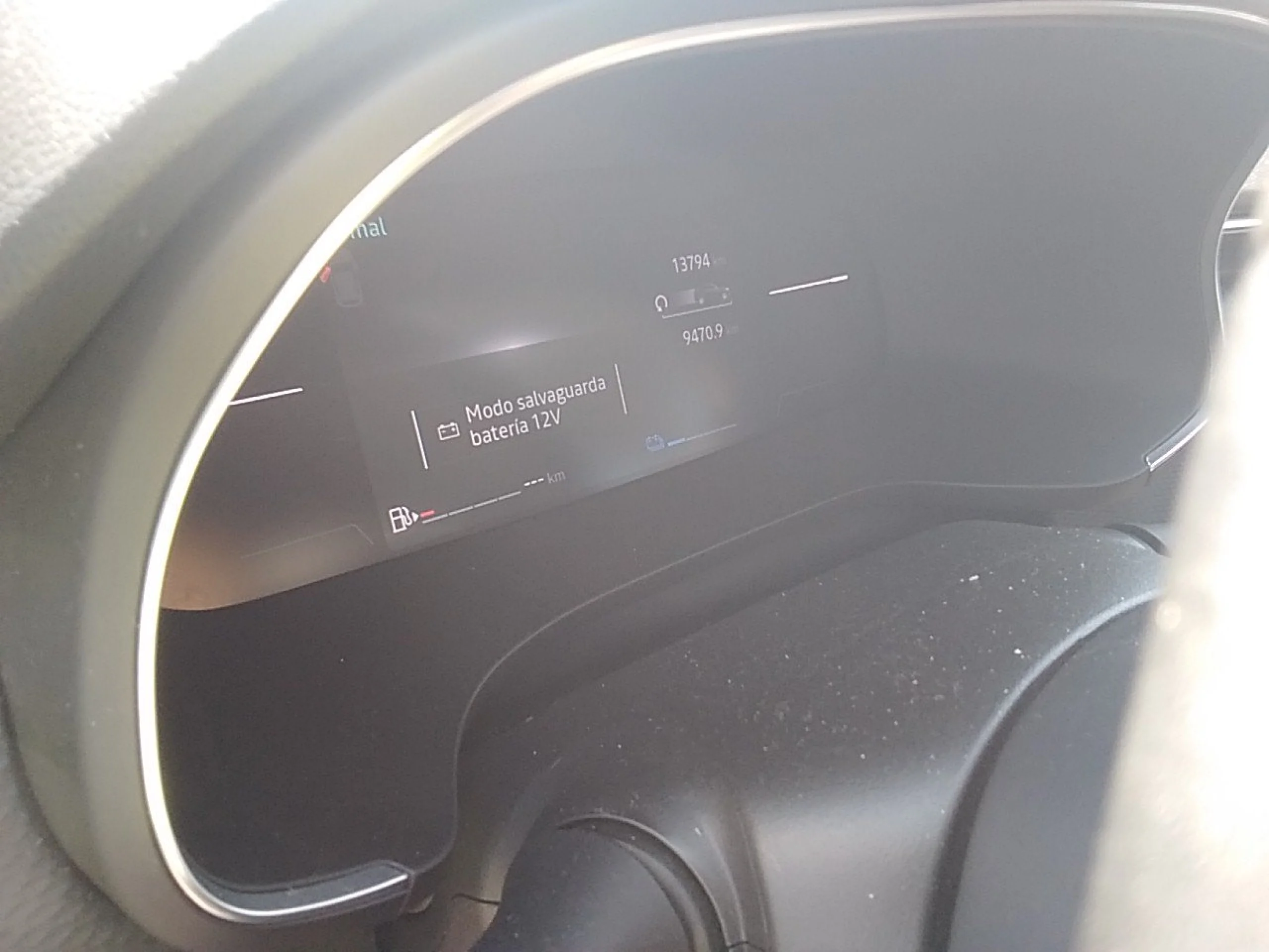 Renault Arkana Evolution E-TECH full hybrid 105kW(145CV - Foto 8