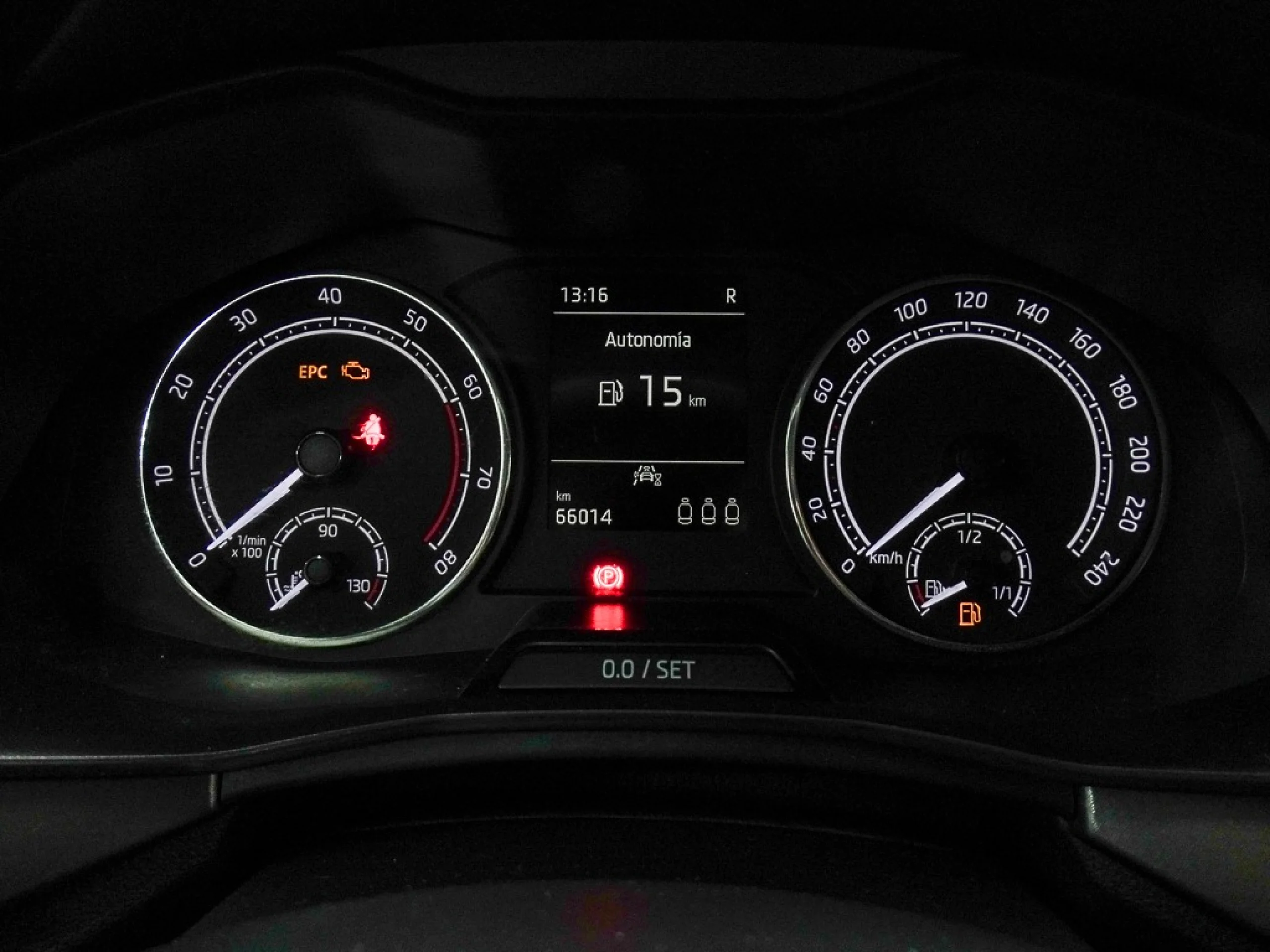 Skoda Kamiq 1.5 TSI 110kW 150CV DSG Style - Foto 7