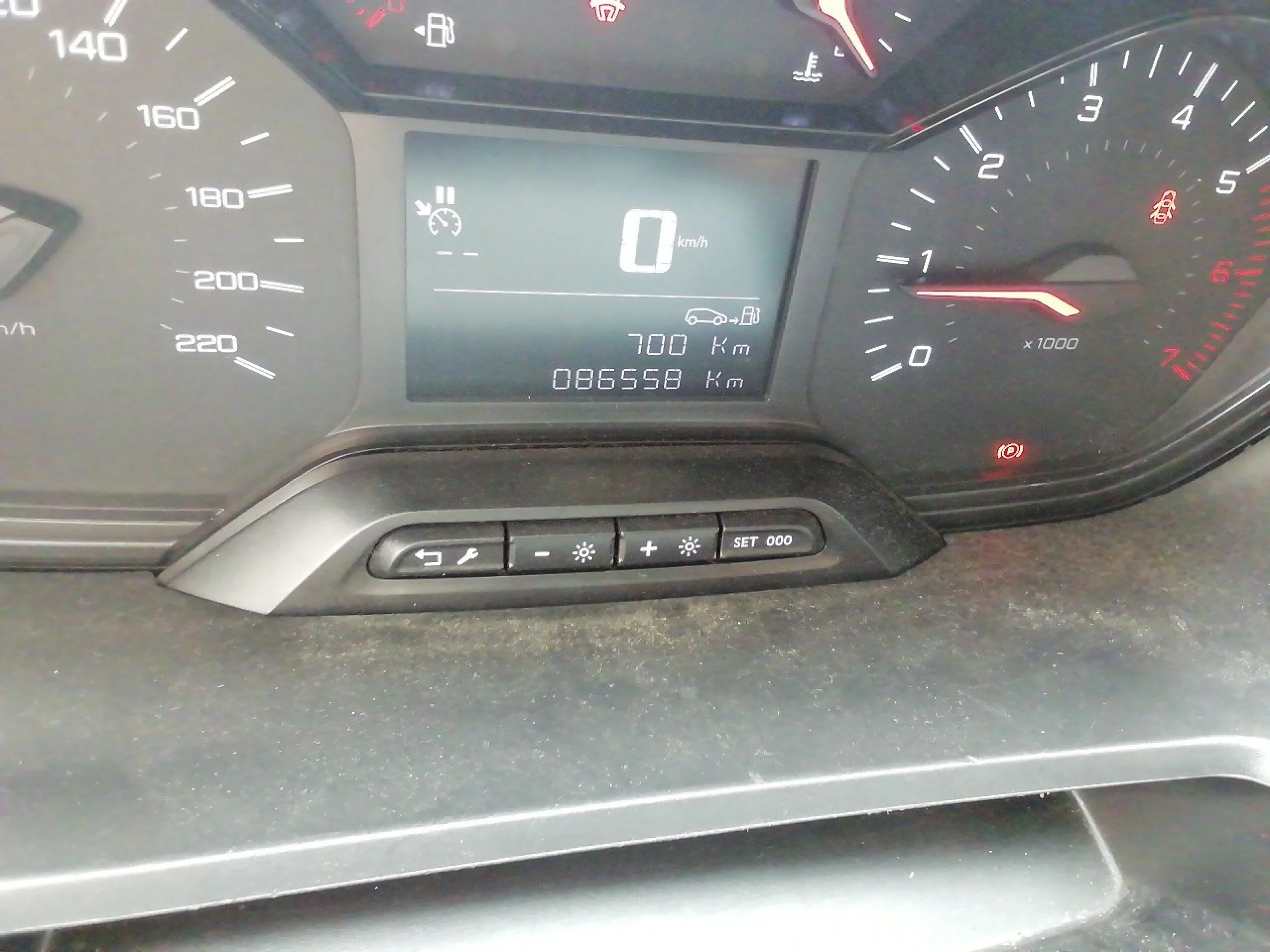 Peugeot Partner Premium Standard 600kg BlueHDi 73kW - Foto 8