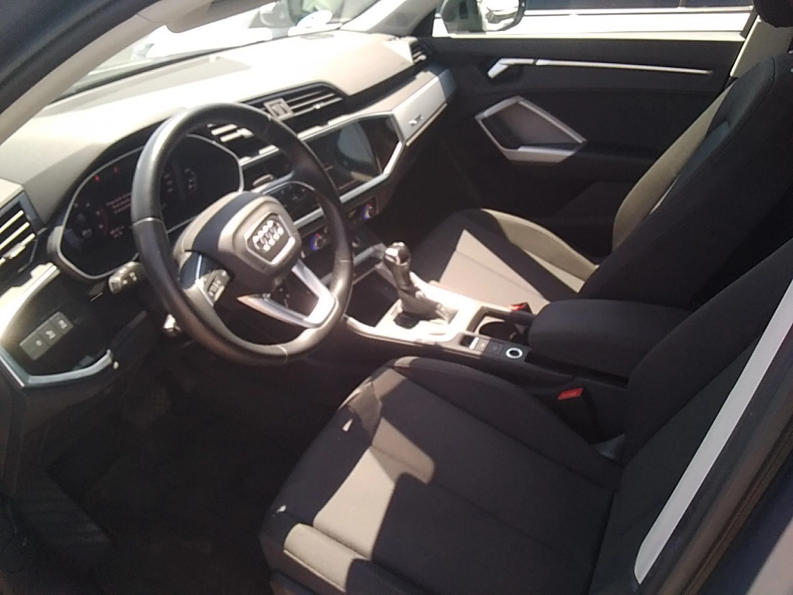 Audi Q3 SPORTBACK Advanced 35 TDI 110kW (150CV) S tronic - Foto 7