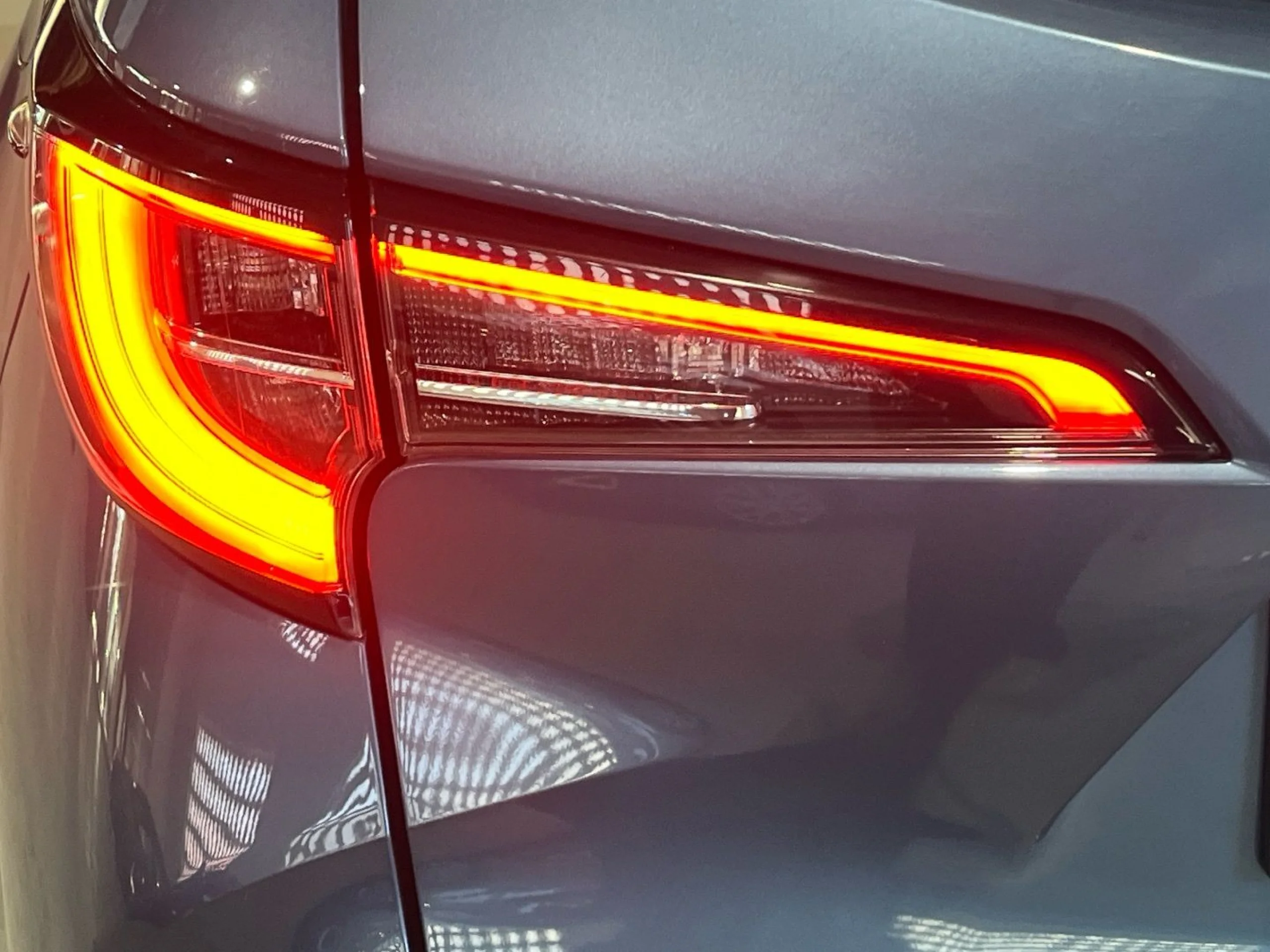 Toyota Corolla 1.8 125H ACTIVE TECH ECVT TOU SPORT - Foto 22