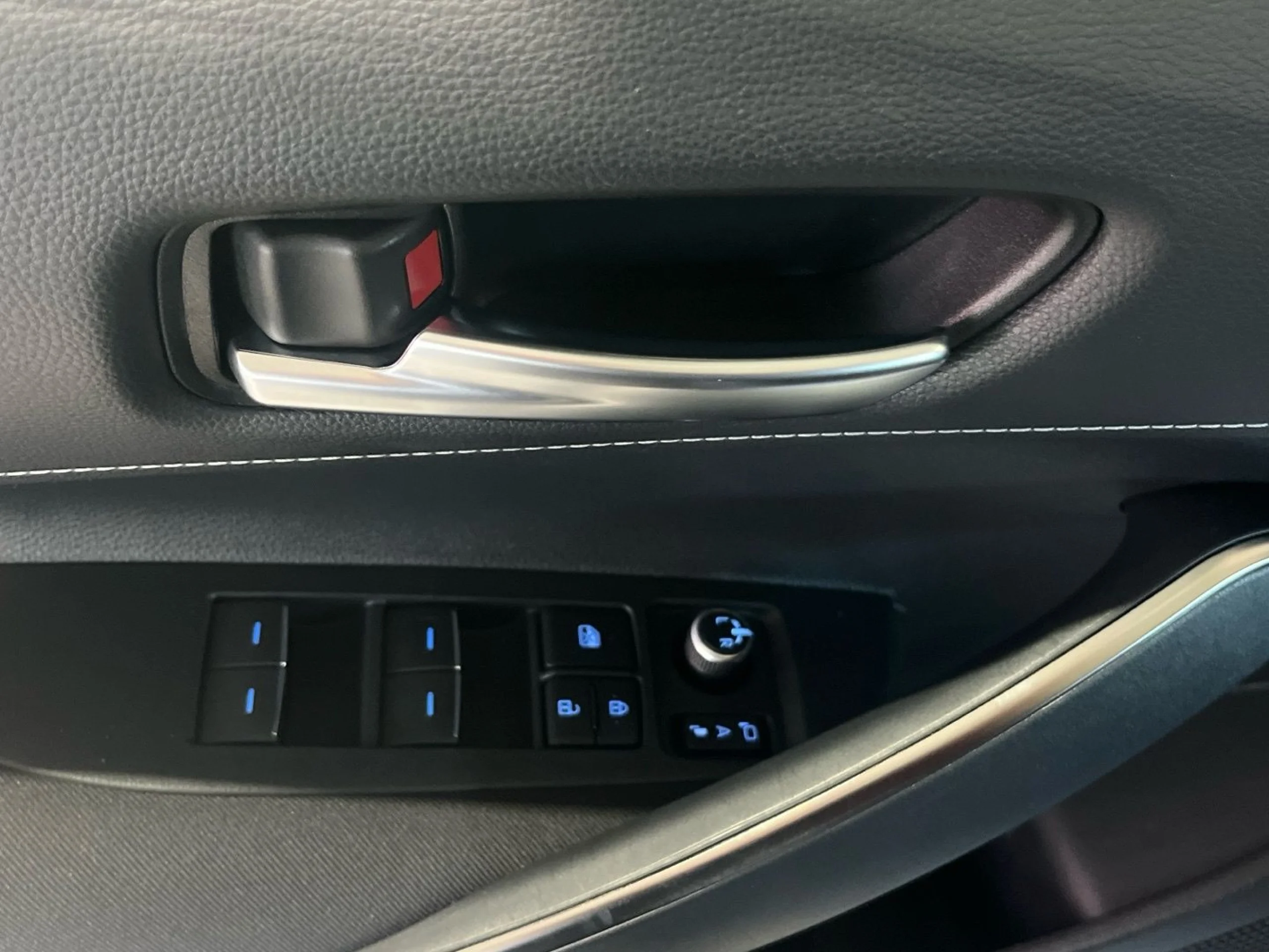 Toyota Corolla 1.8 125H ACTIVE TECH ECVT TOU SPORT - Foto 23