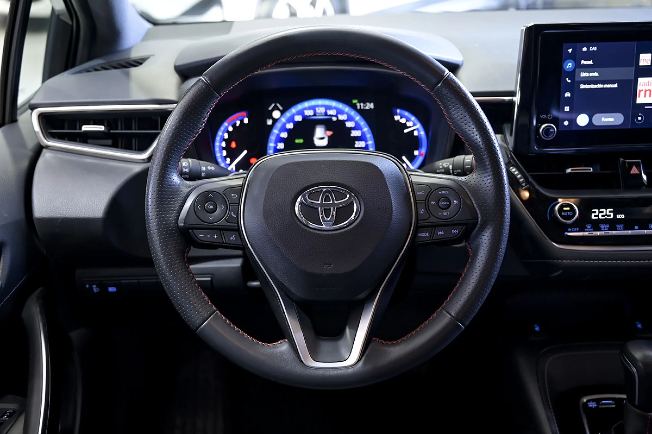 Toyota Corolla 2.0 180H GRSPORT ECVT TOURING SPORT - Foto 23