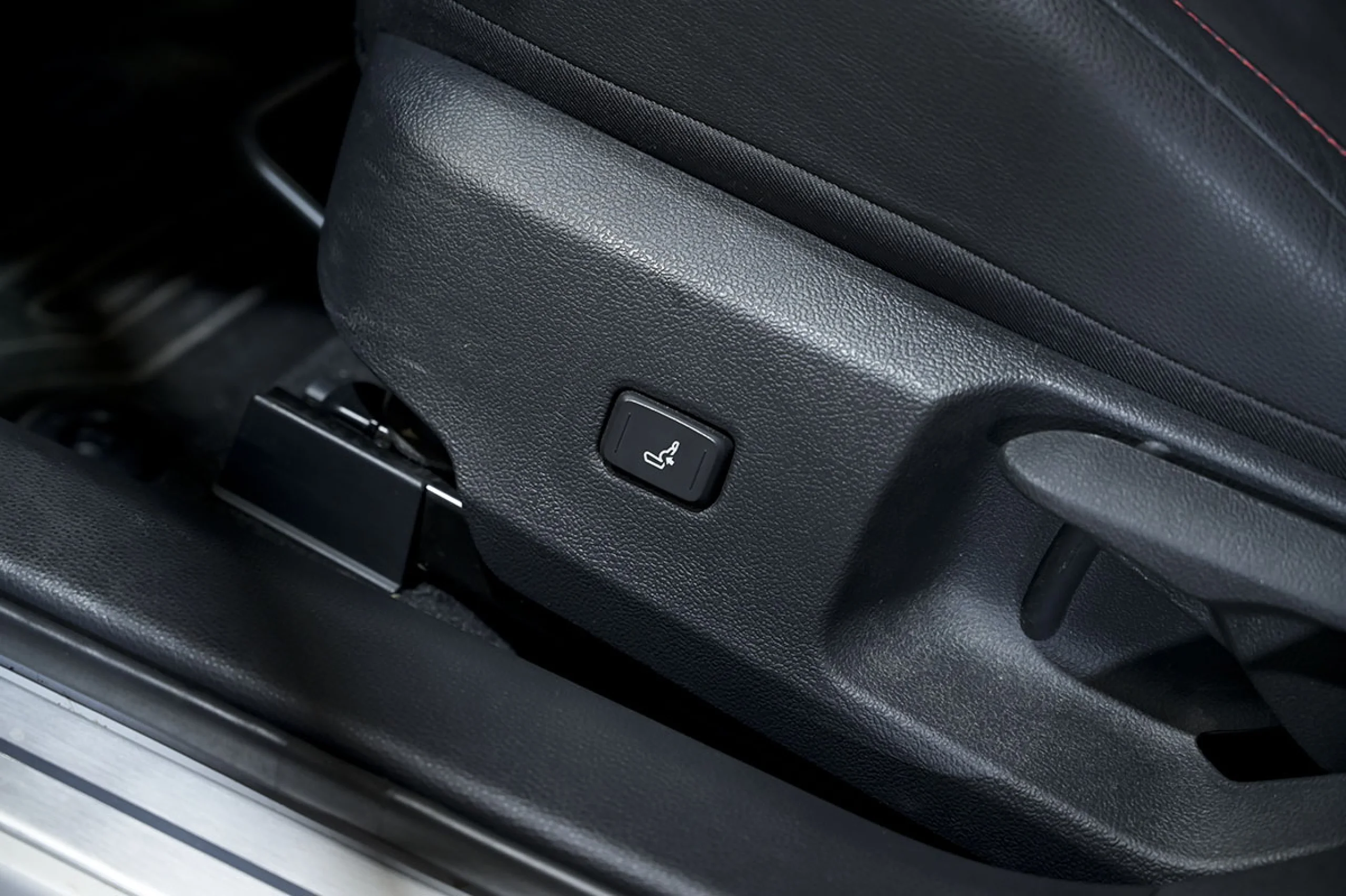 Toyota Corolla 2.0 180H GRSPORT ECVT TOURING SPORT - Foto 31