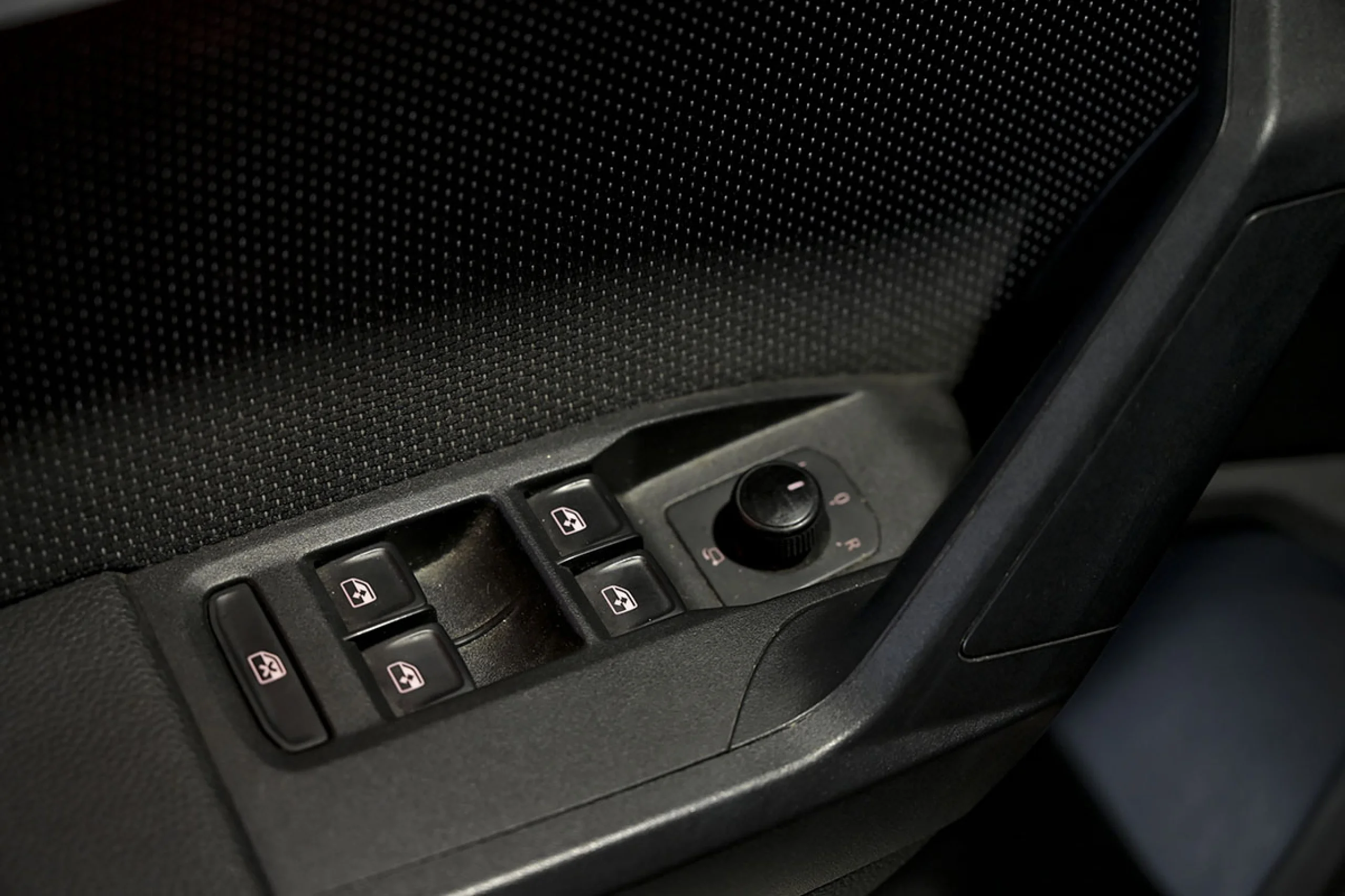 Seat Arona 1.0 TSI 70kW 95CV Xcellence Ecomotive - Foto 21