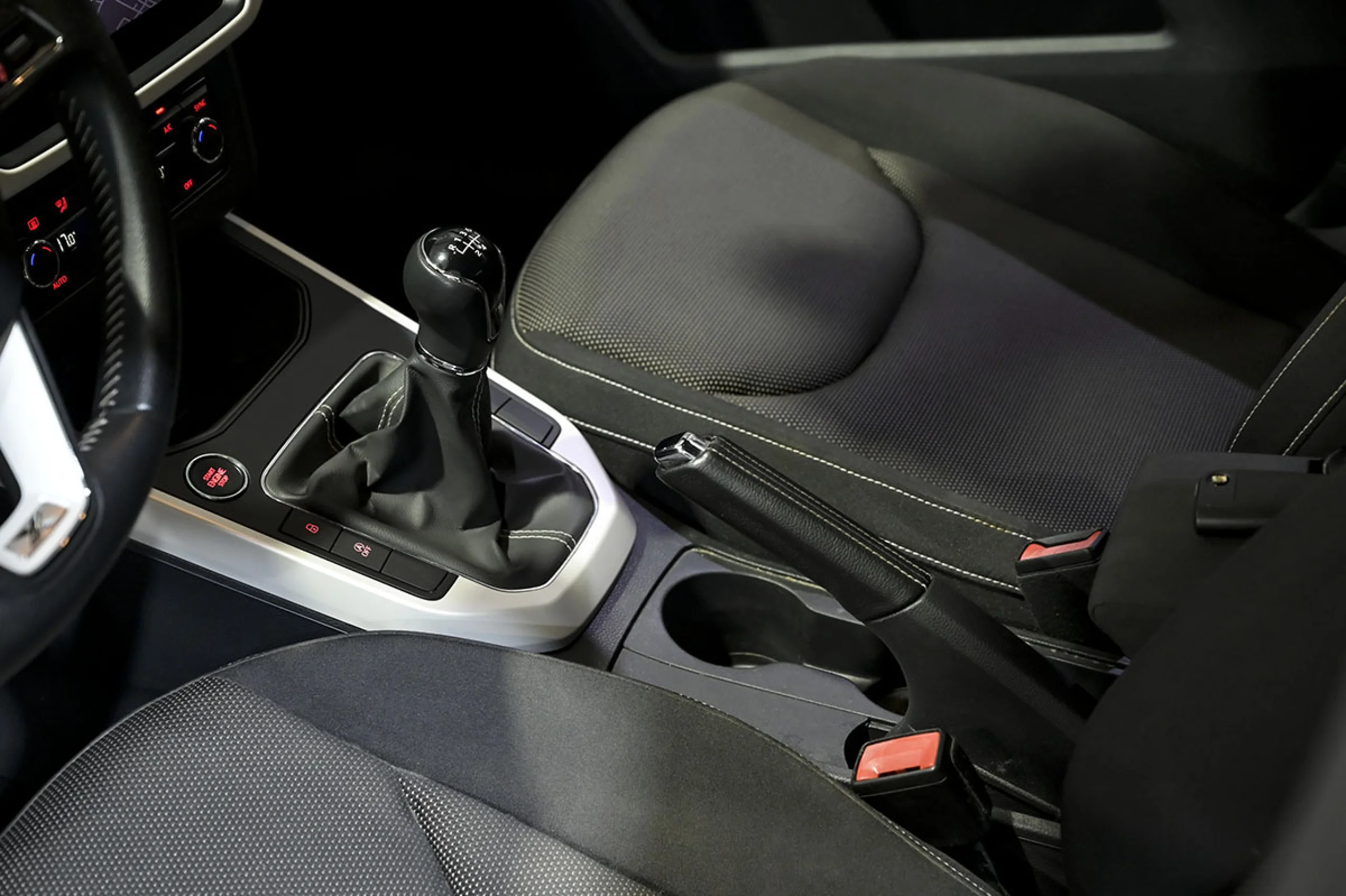 Seat Arona 1.0 TSI 70kW 95CV Xcellence Ecomotive - Foto 29