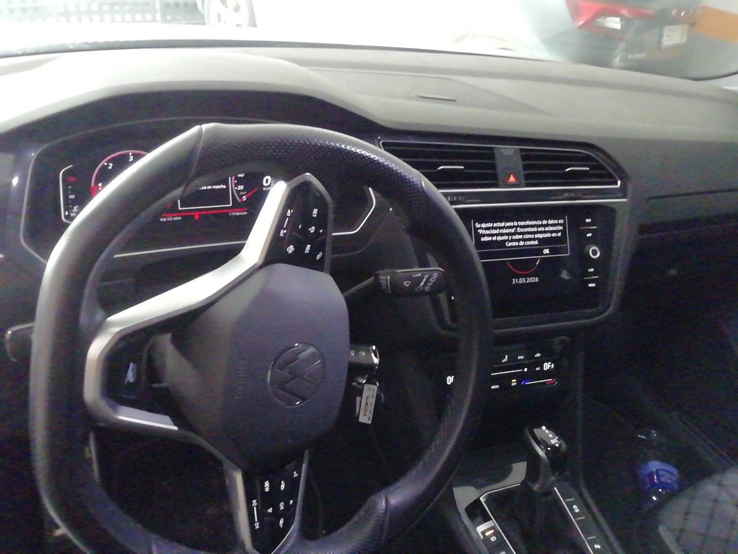 Volkswagen Tiguan R-Line 2.0 TDI 110kW (150CV) DSG - Foto 7