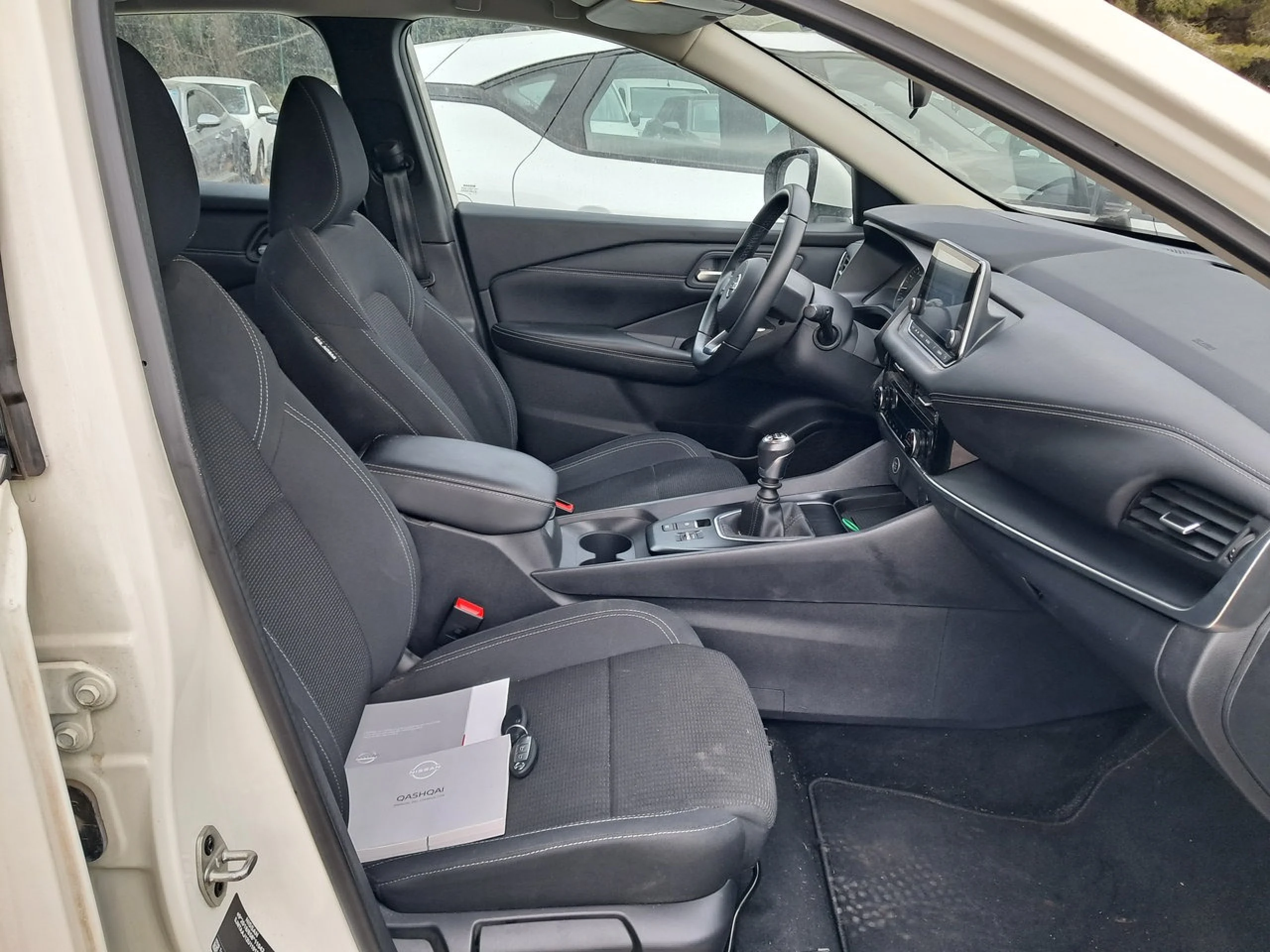 Nissan Qashqai DIG-T 103kW (140CV) mHEV 4x2 Acenta - Foto 8