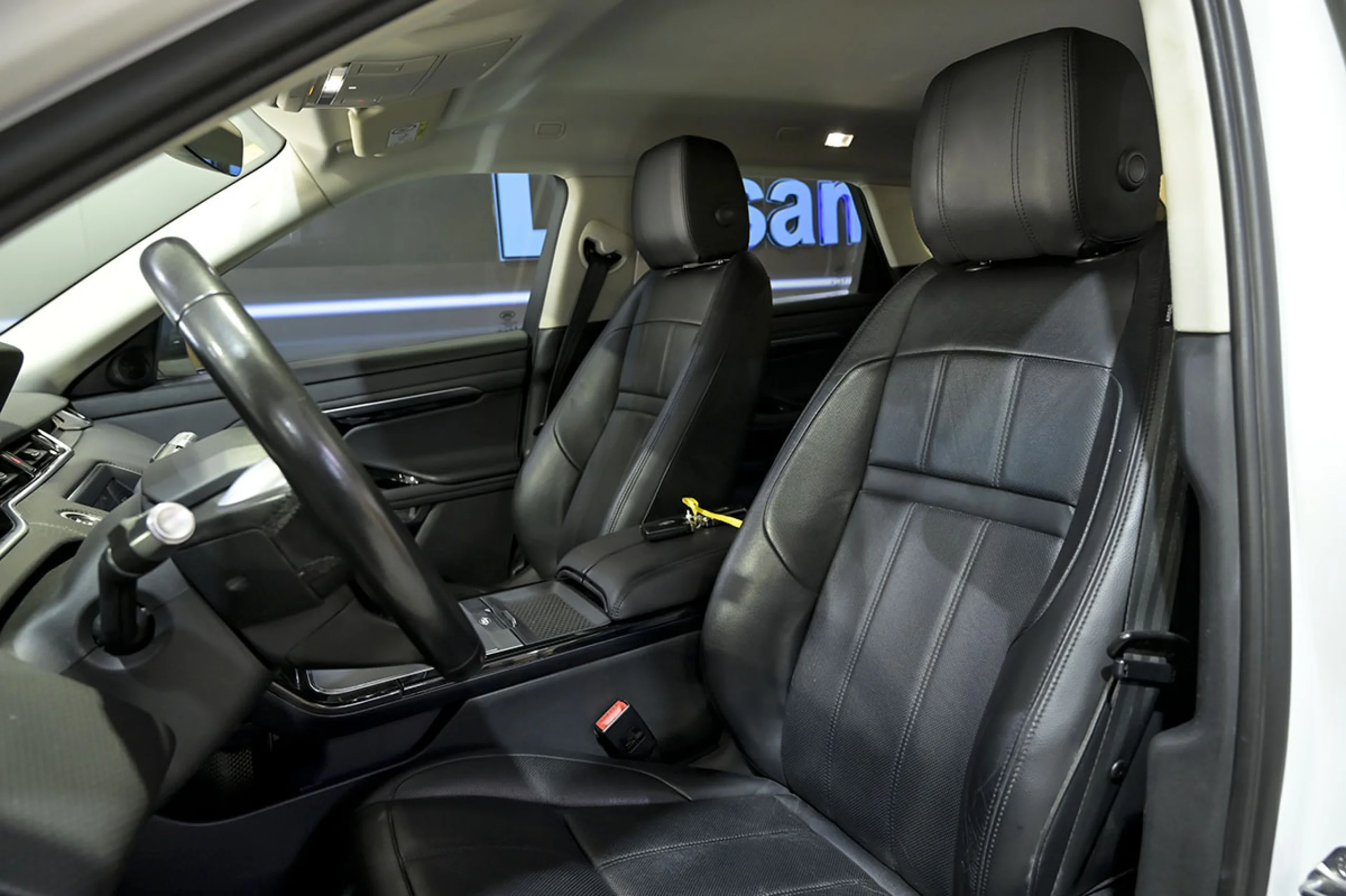 Land Rover Range Rover Evoque 2.0 D150 S AUTO 4WD MHEV - Foto 8