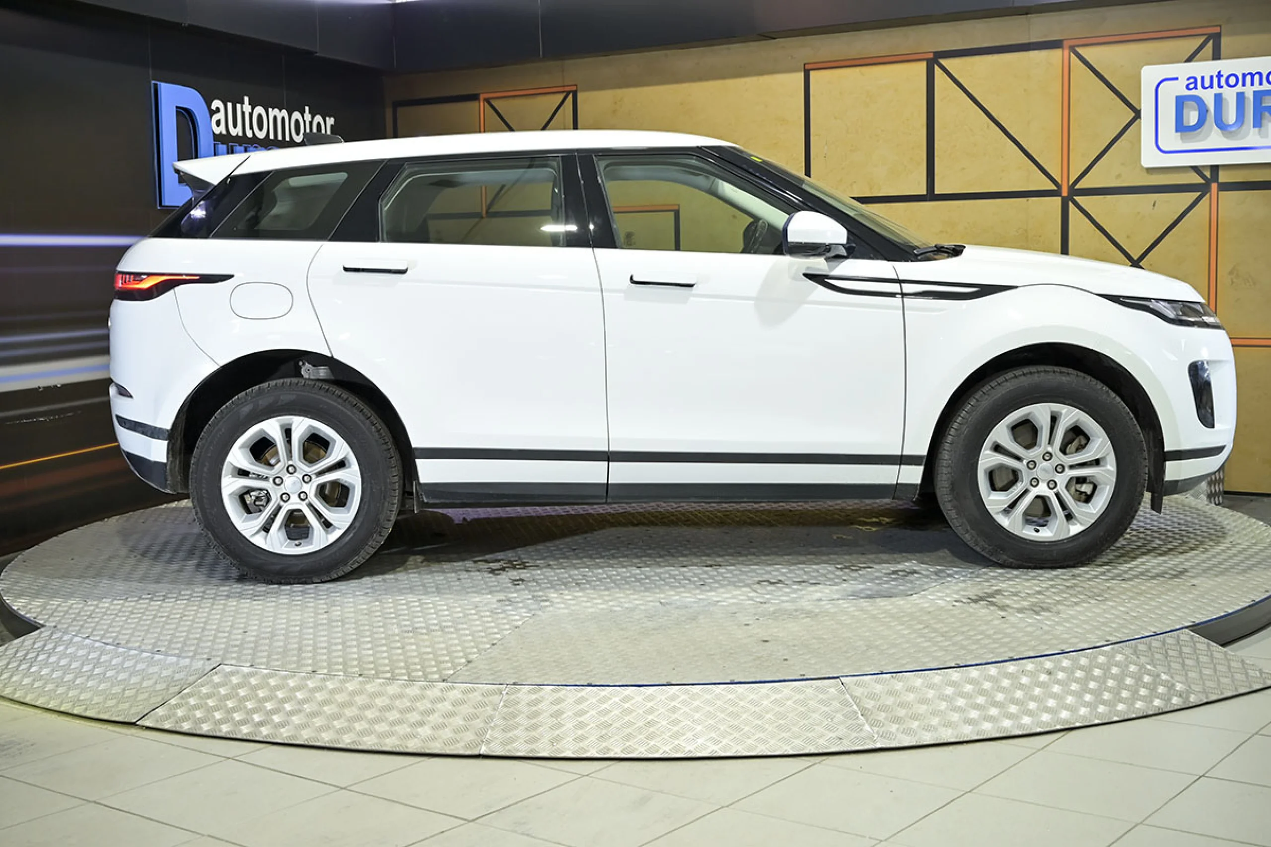 Land Rover Range Rover Evoque 2.0 D150 S AUTO 4WD MHEV - Foto 16