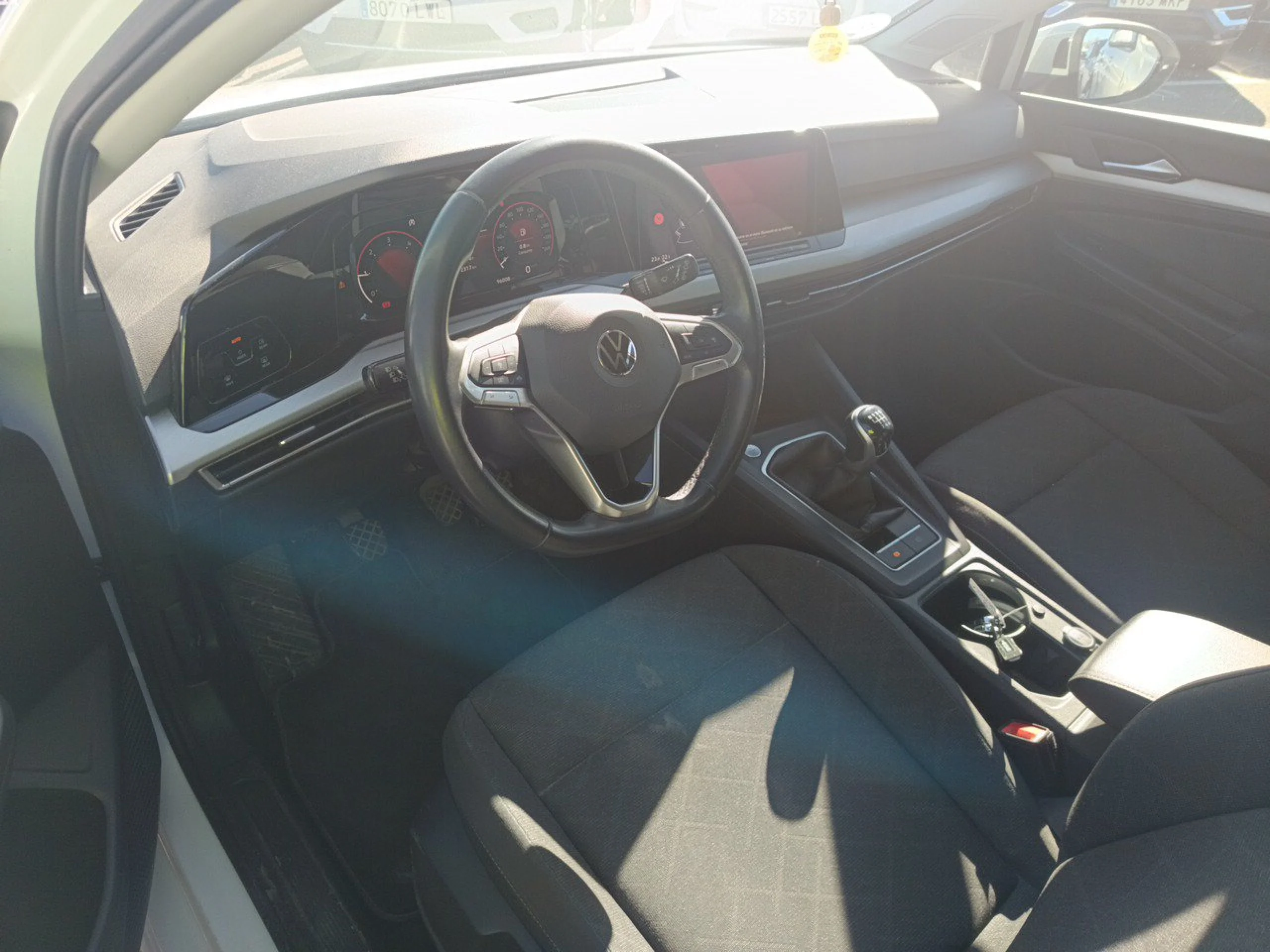 Volkswagen Golf Life 2.0 TDI 85kW (115CV) - Foto 7