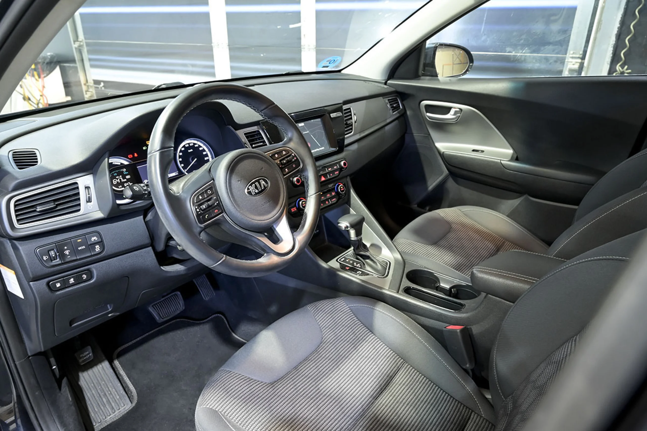 Kia Niro 1.6 GDi PHEV 104kW 141CV Drive - Foto 6