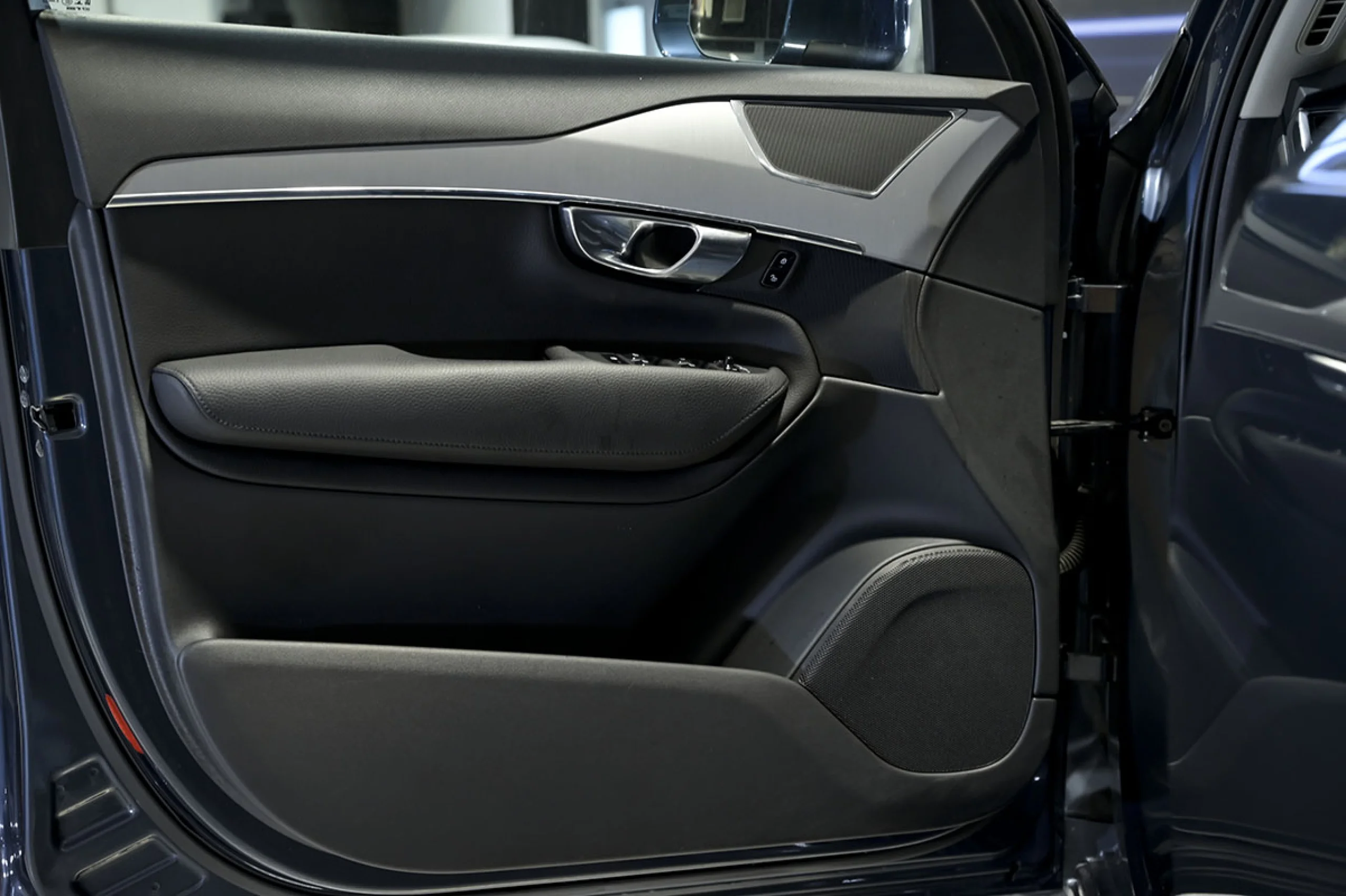 Volvo XC 90 XC90 2.0 B5 D AWD Momentum Pro Auto - Foto 24