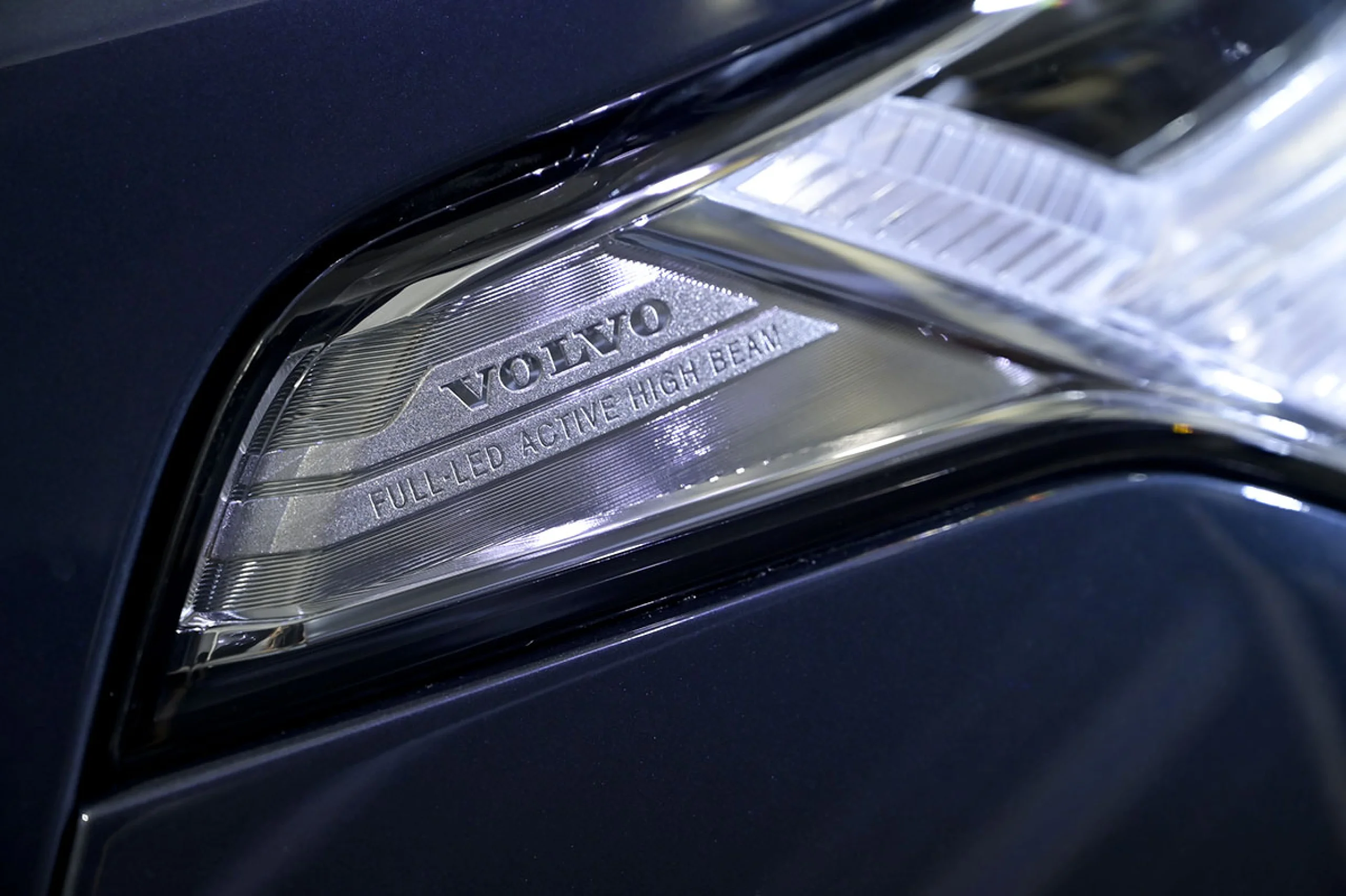 Volvo XC 90 XC90 2.0 B5 D AWD Momentum Pro Auto - Foto 23