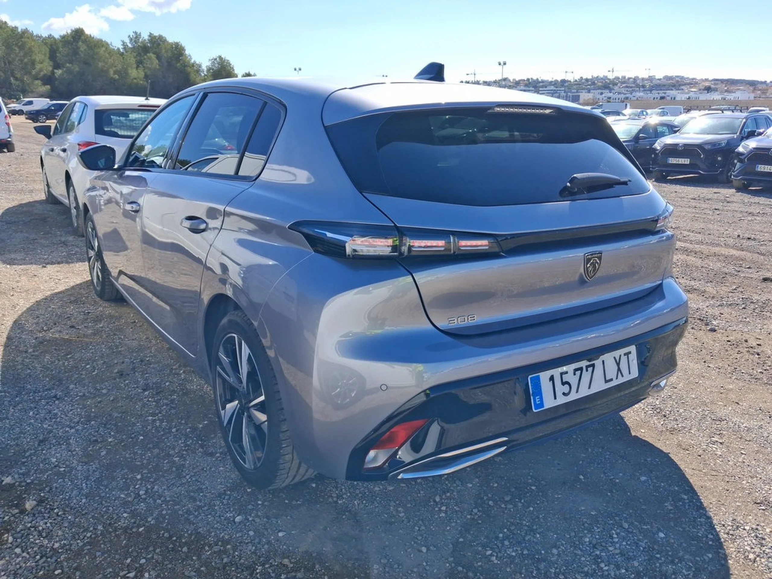 Peugeot 308 5P Allure BlueHDi 130 S&amp;S MAN - Foto 6