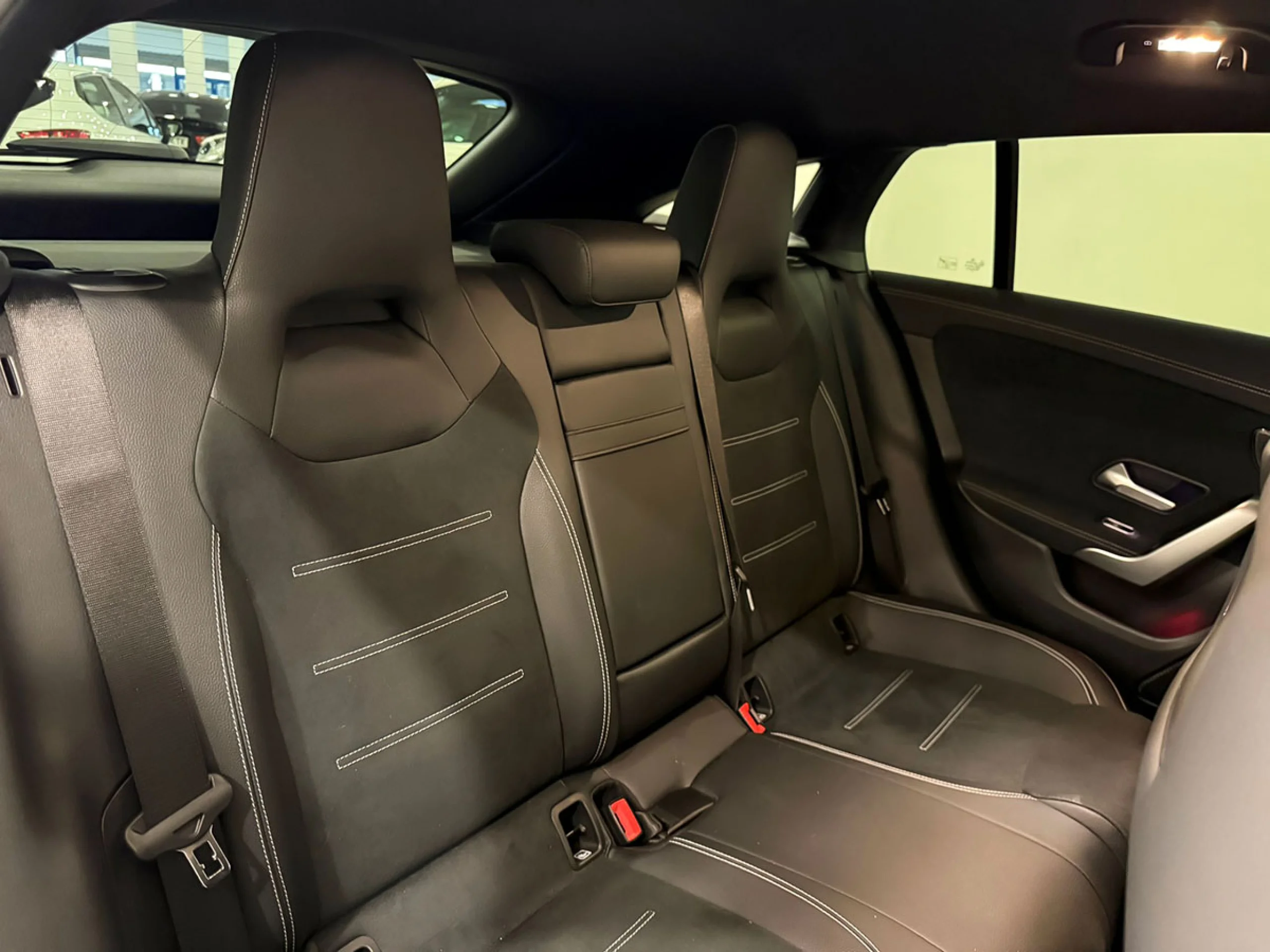 Mercedes-Benz CLA 200 MERCEDES-BENZ CLA CLA 200 D DCT Shooting Brake - Foto 14