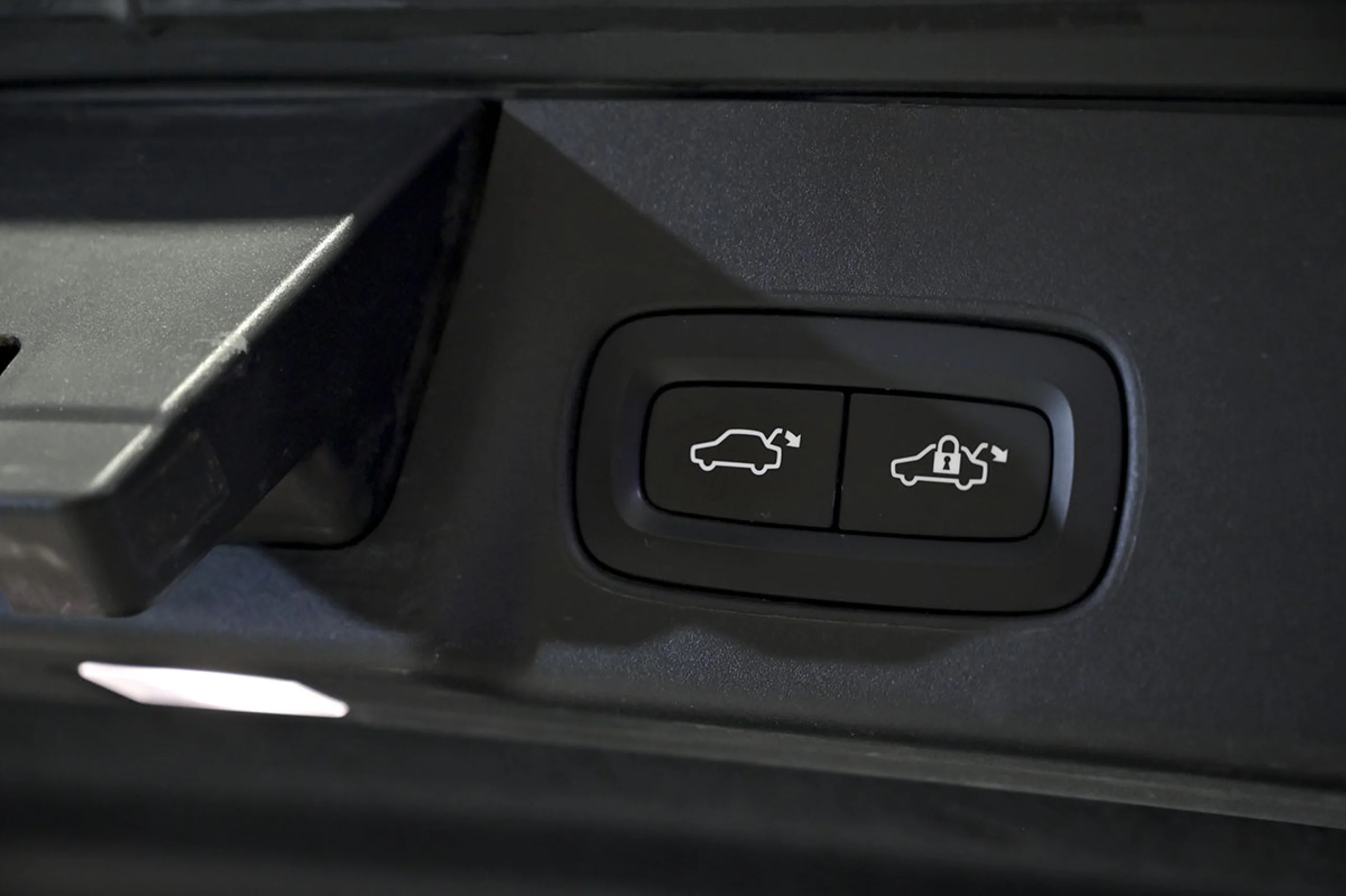 Volvo V90 Cross Country 2.0 B4 D Pro AWD Auto - Foto 17