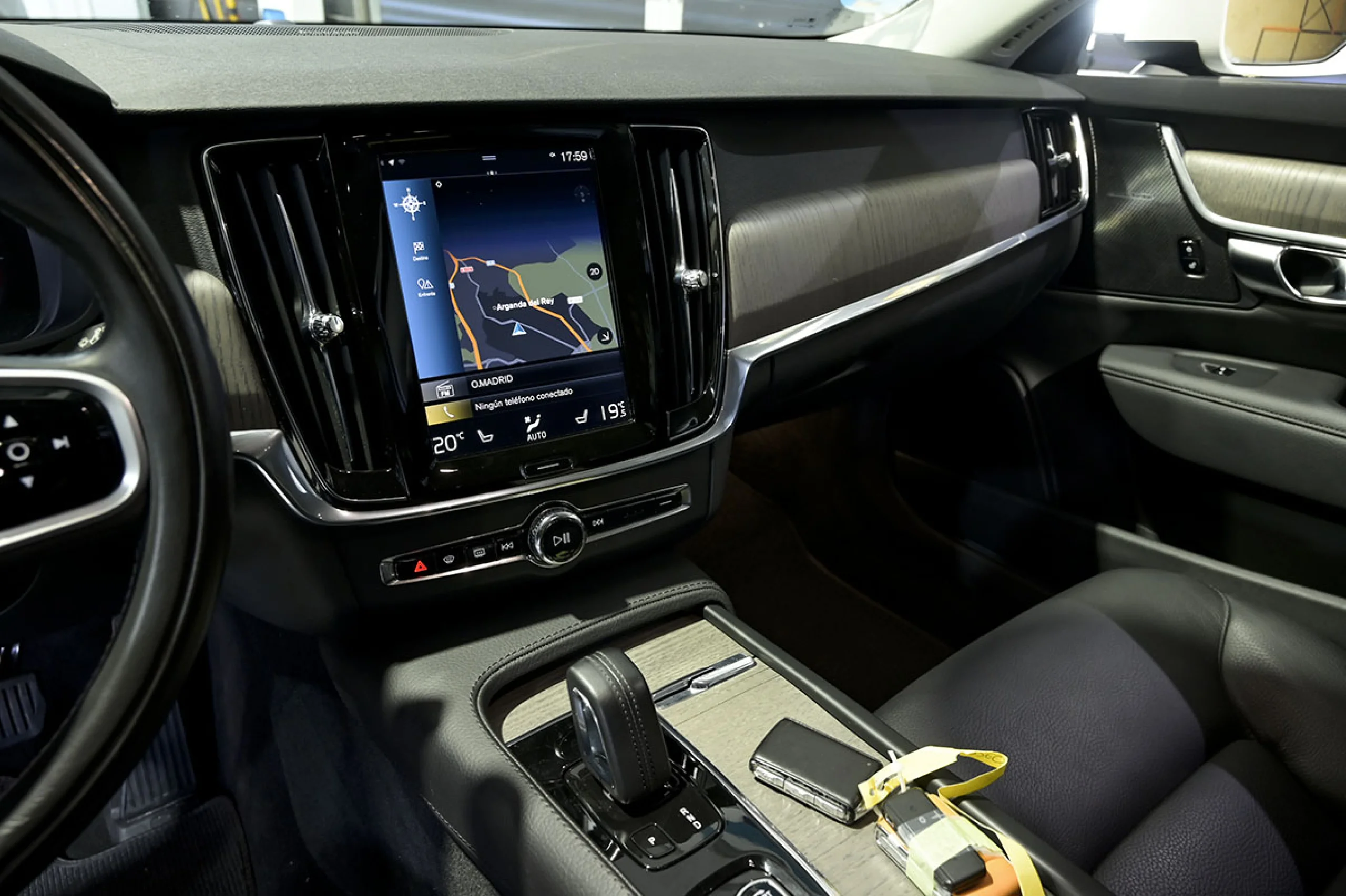 Volvo V90 Cross Country 2.0 B4 D Pro AWD Auto - Foto 40