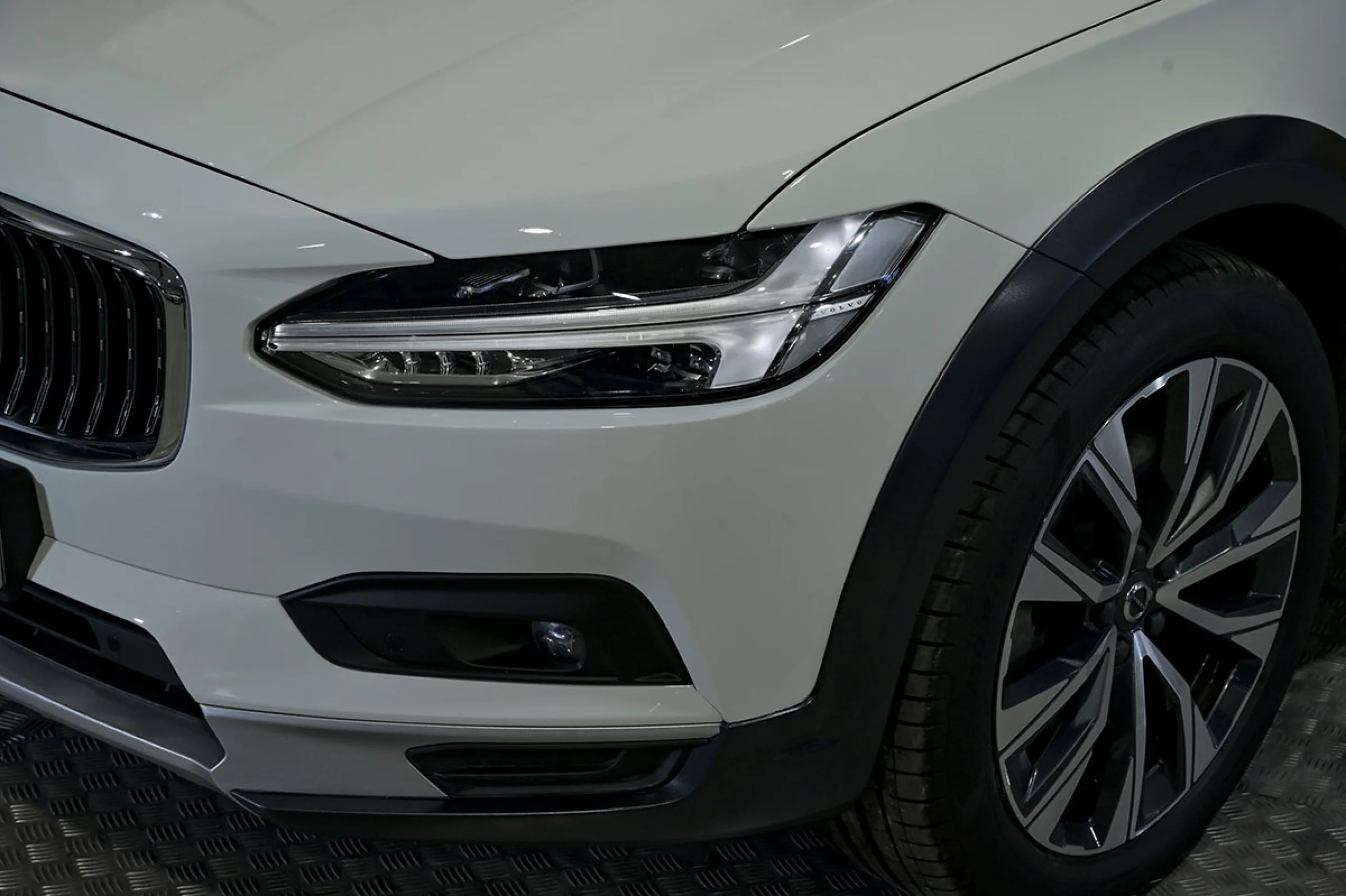 Volvo V90 Cross Country 2.0 B4 D Pro AWD Auto - Foto 14