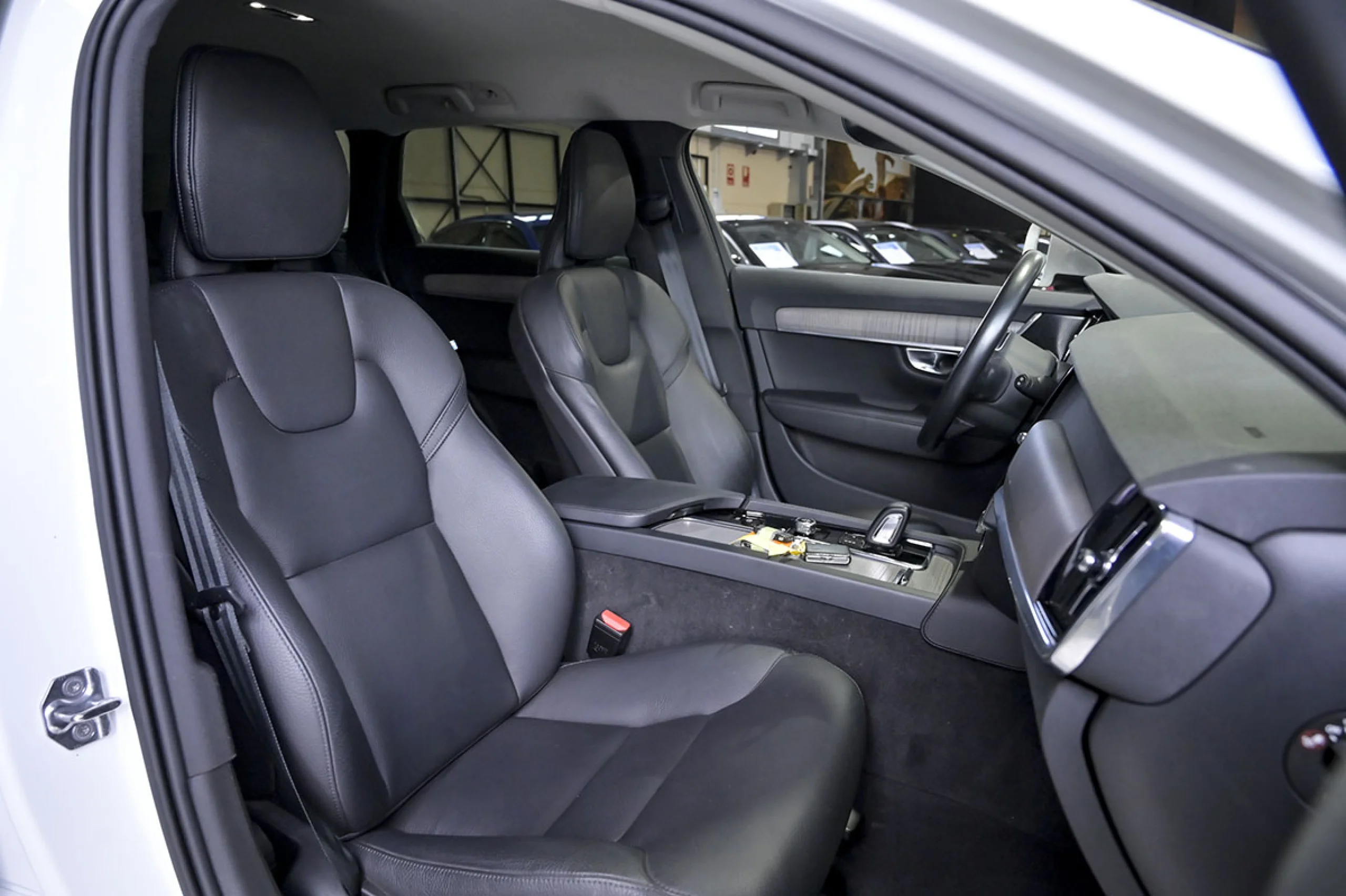 Volvo V90 Cross Country 2.0 B4 D Pro AWD Auto - Foto 27