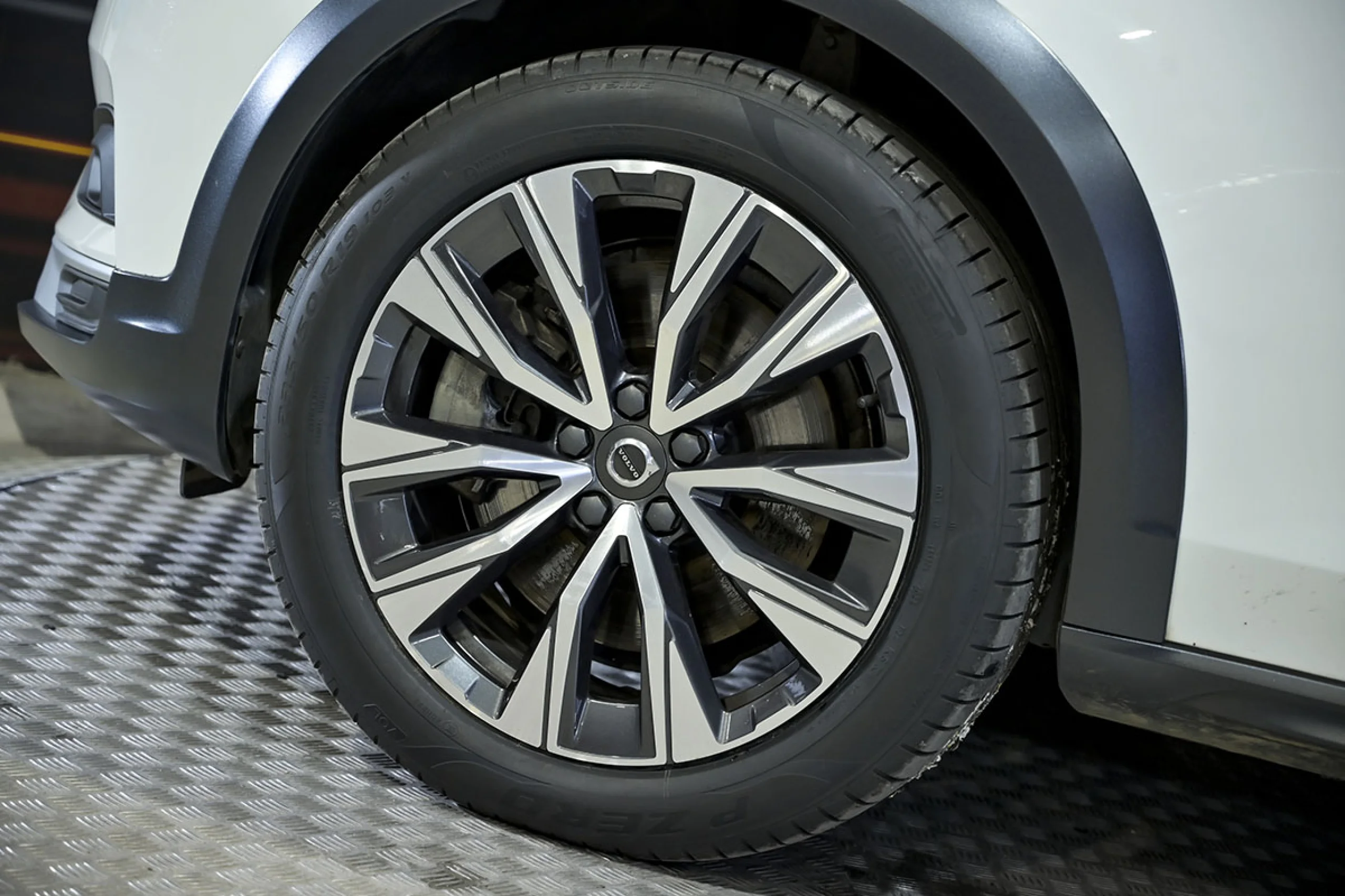 Volvo V90 Cross Country 2.0 B4 D Pro AWD Auto - Foto 15