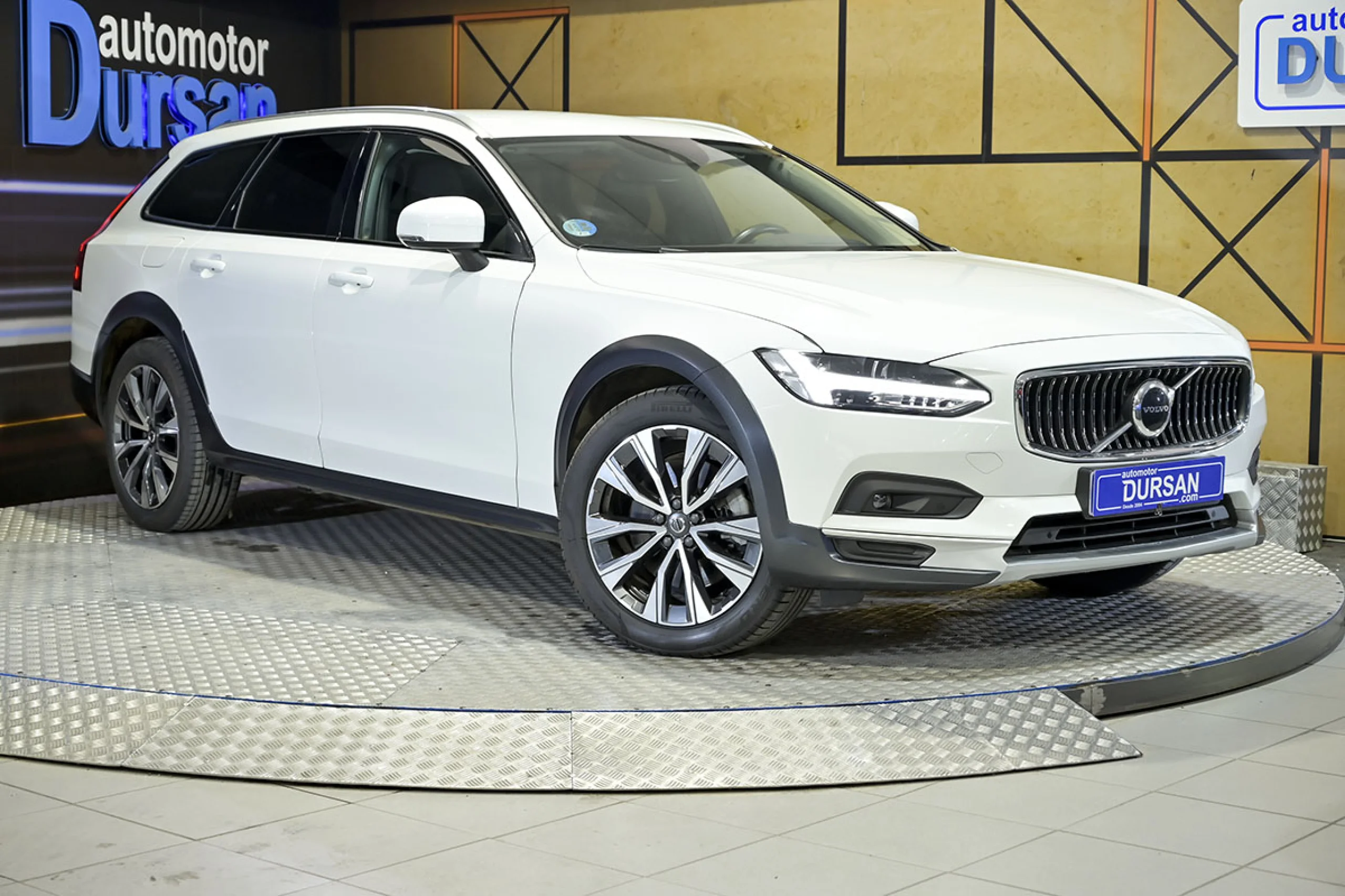 Volvo V90 Cross Country 2.0 B4 D Pro AWD Auto - Foto 3