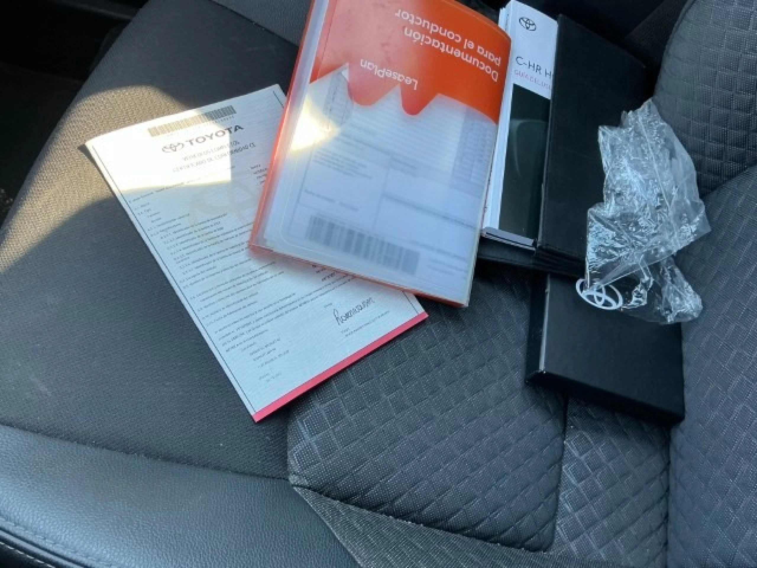 Toyota C-HR 1.8 125H Advance - Foto 8