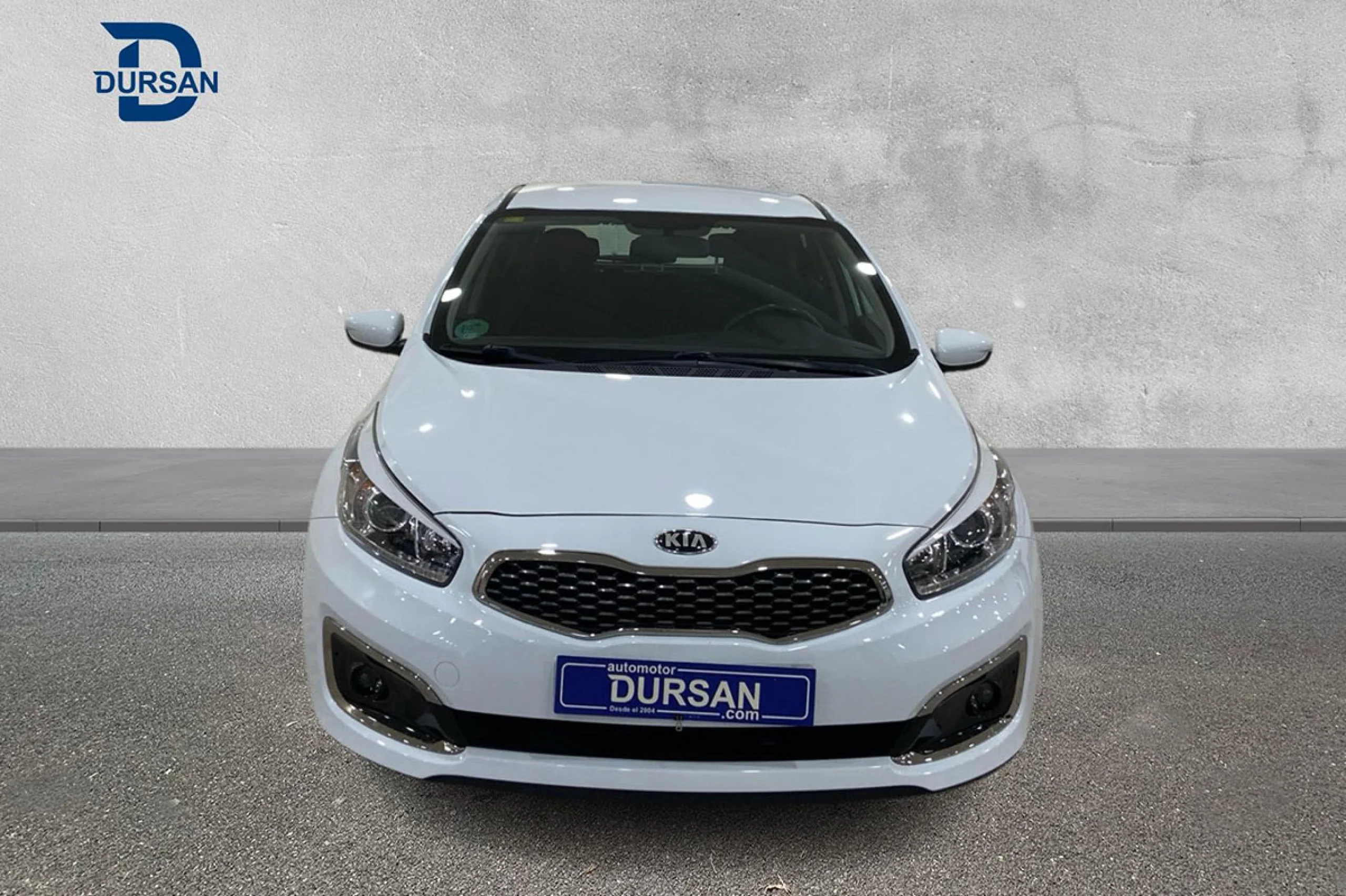 Kia Ceed cee d 1.4 CVVT 74kW 100CV Concept - Foto 2