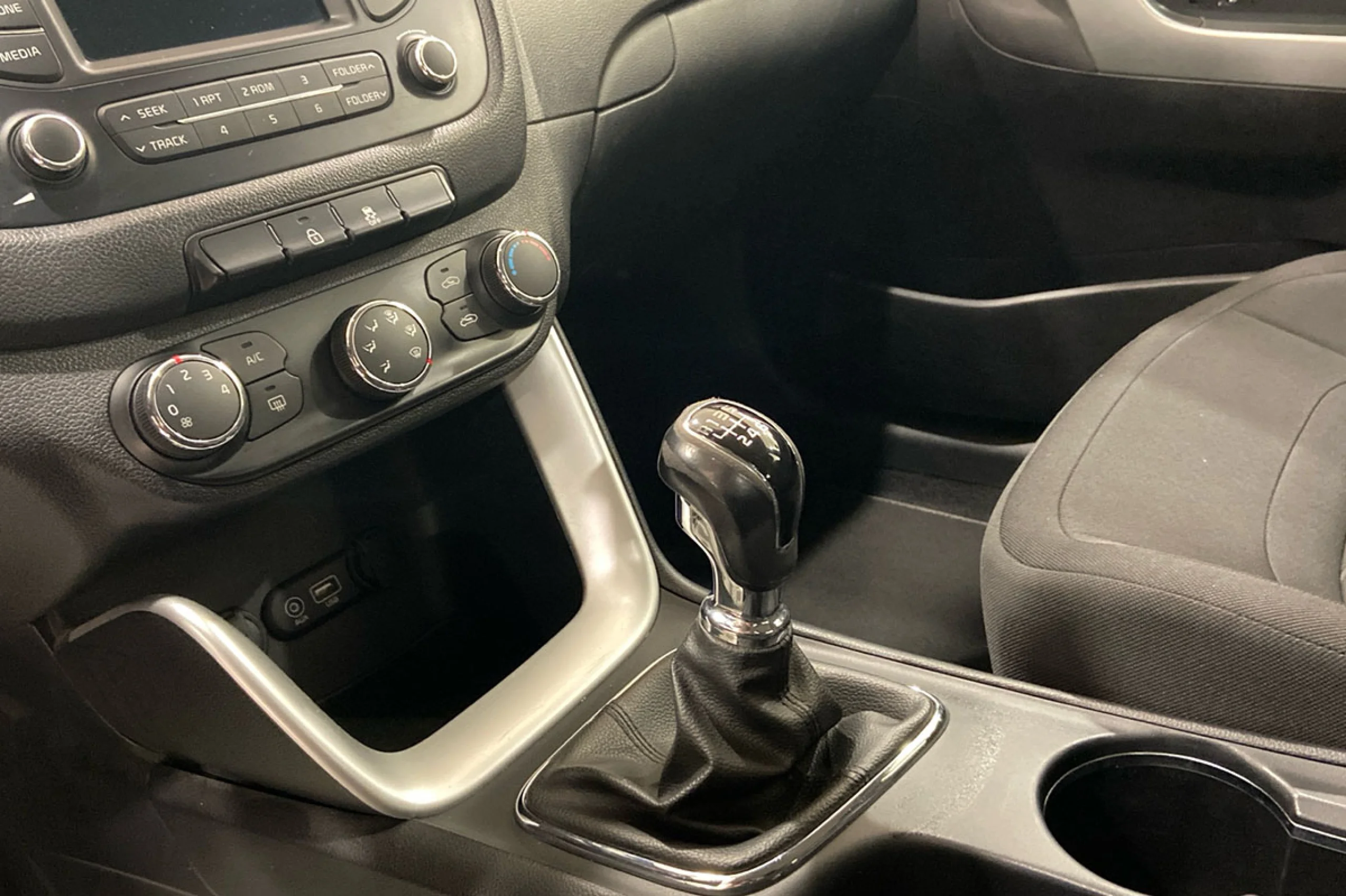 Kia Ceed cee d 1.4 CVVT 74kW 100CV Concept - Foto 21