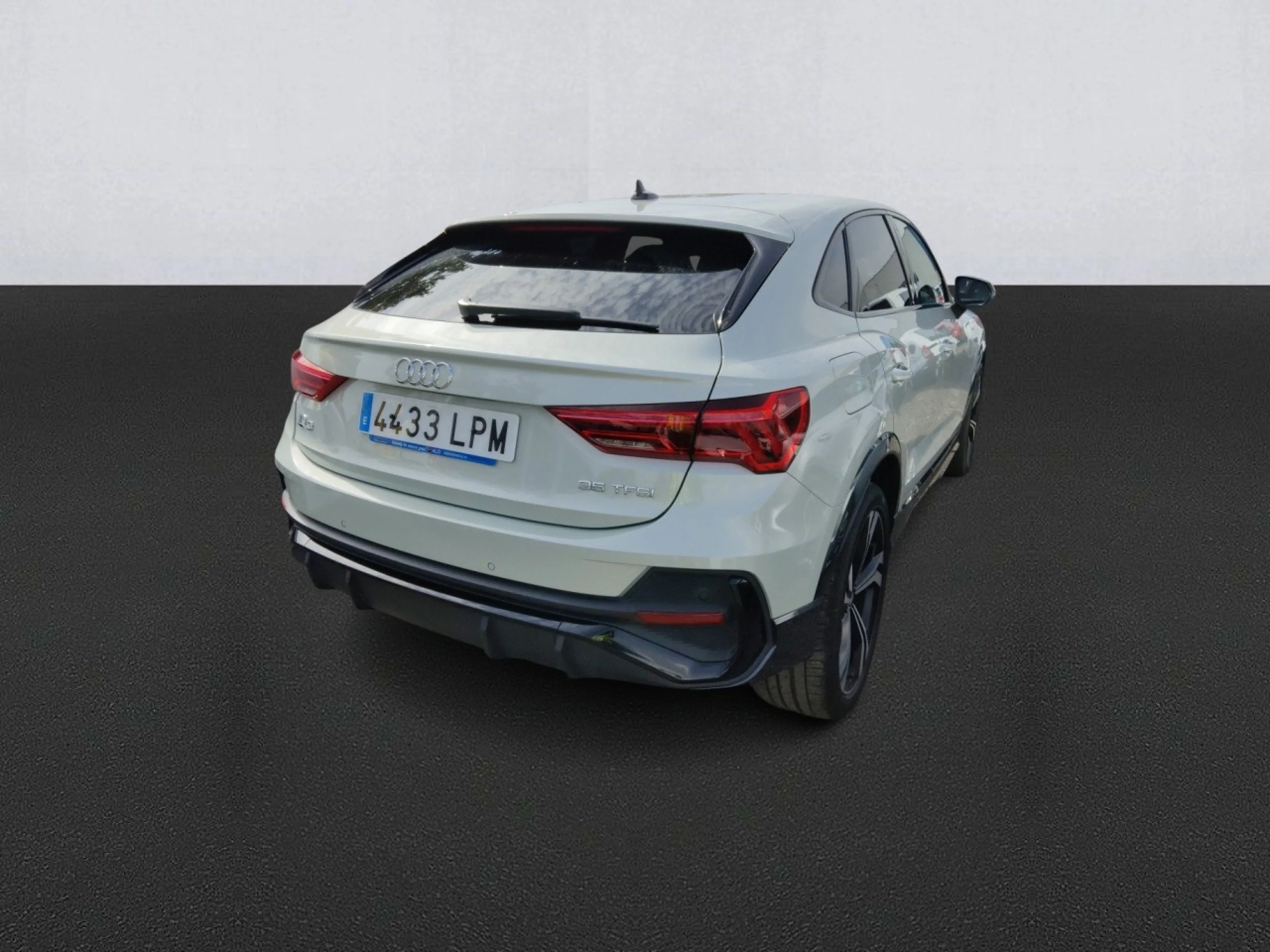 Audi Q3 SPORTBACK 35 TFSI 110kW(150CV) S tronic Black Line - Foto 4