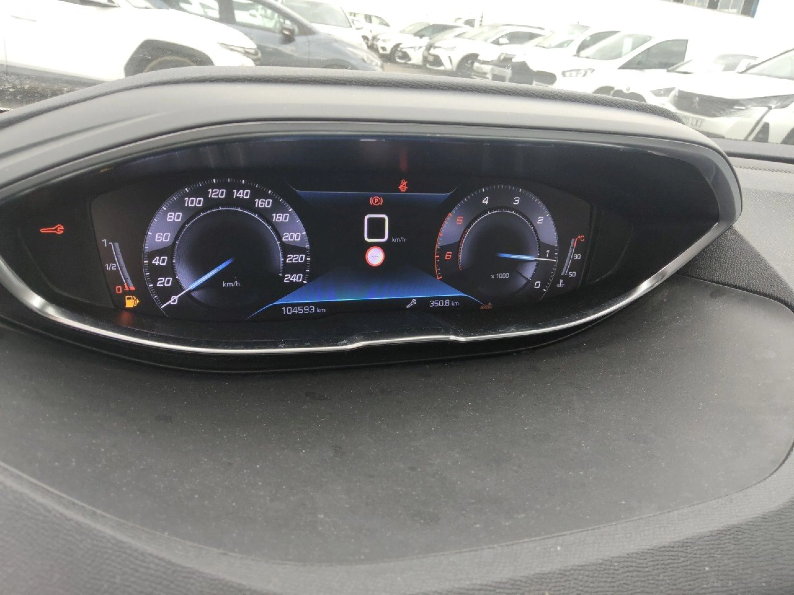 Peugeot 3008 1.5 BlueHDi 96kW (130CV) S&amp;S Allure - Foto 8