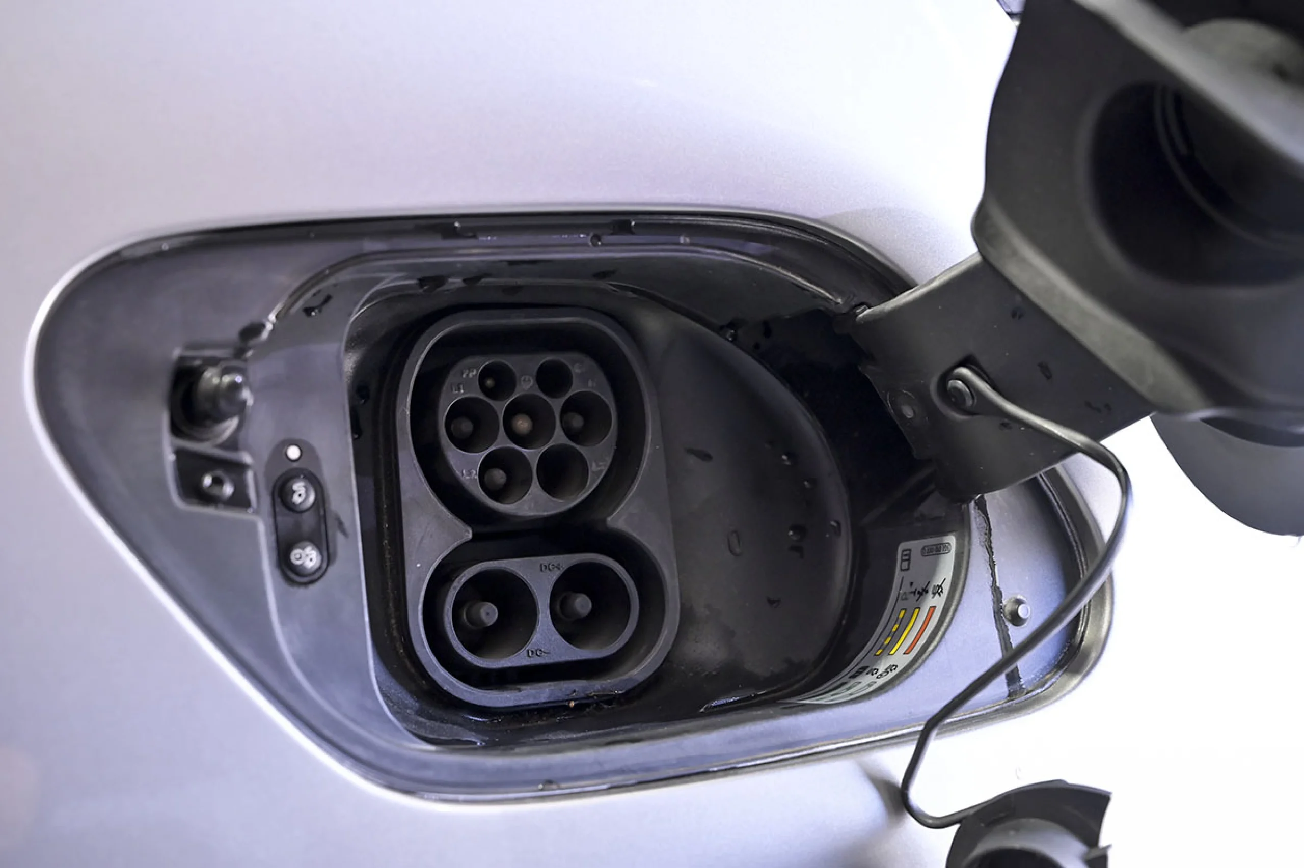 Volkswagen Golf eGolf ePower 100 kW 136CV - Foto 20