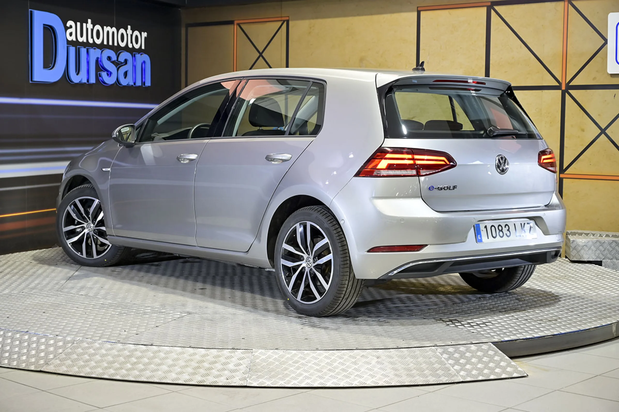 Volkswagen Golf eGolf ePower 100 kW 136CV - Foto 4