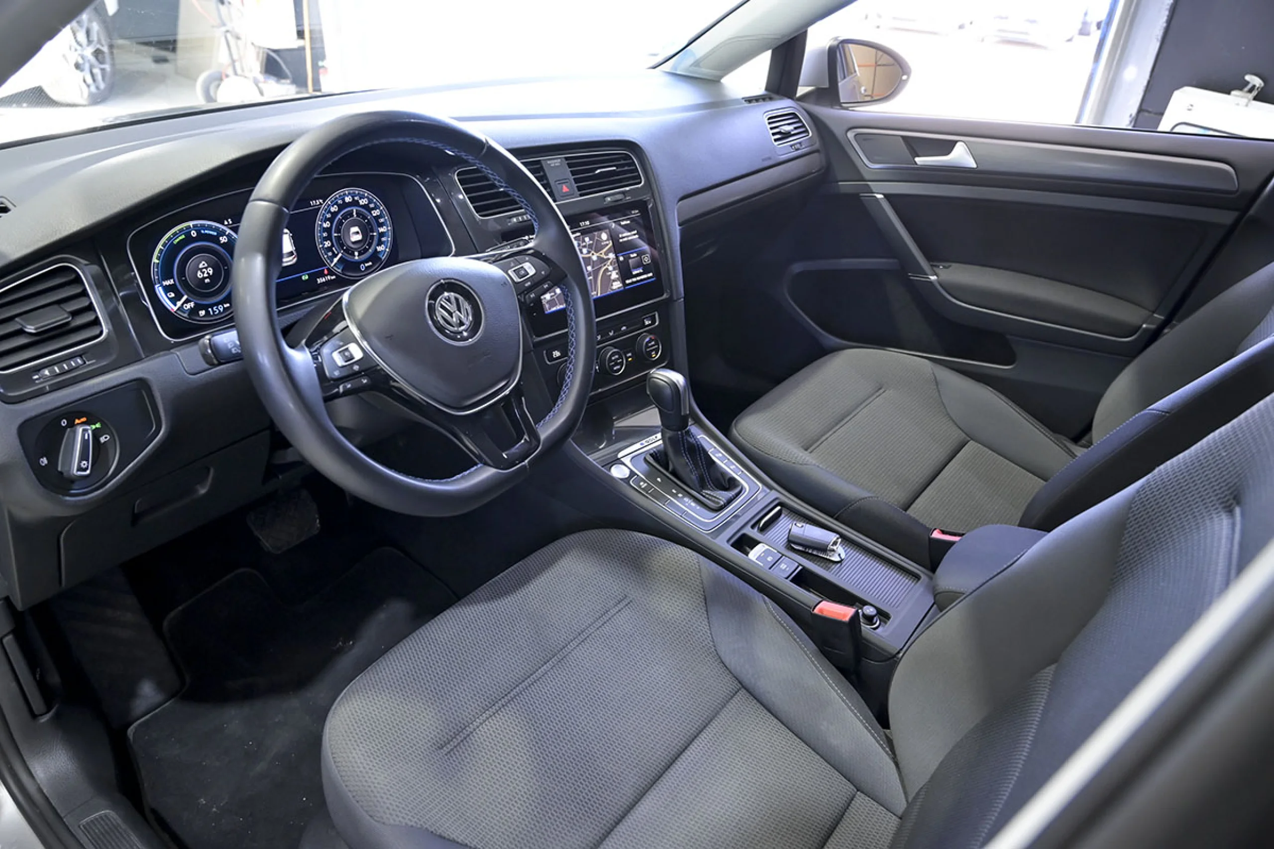 Volkswagen Golf eGolf ePower 100 kW 136CV - Foto 6