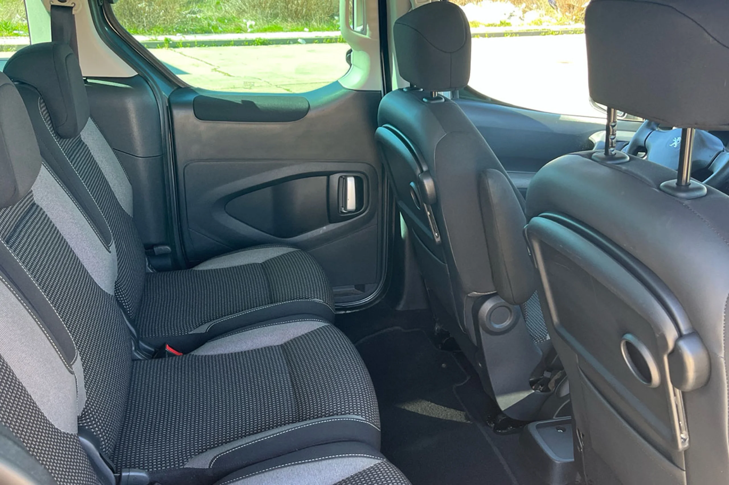 Peugeot Partner TEPEE Outdoor 1.6 BlueHDi 120 - Foto 12