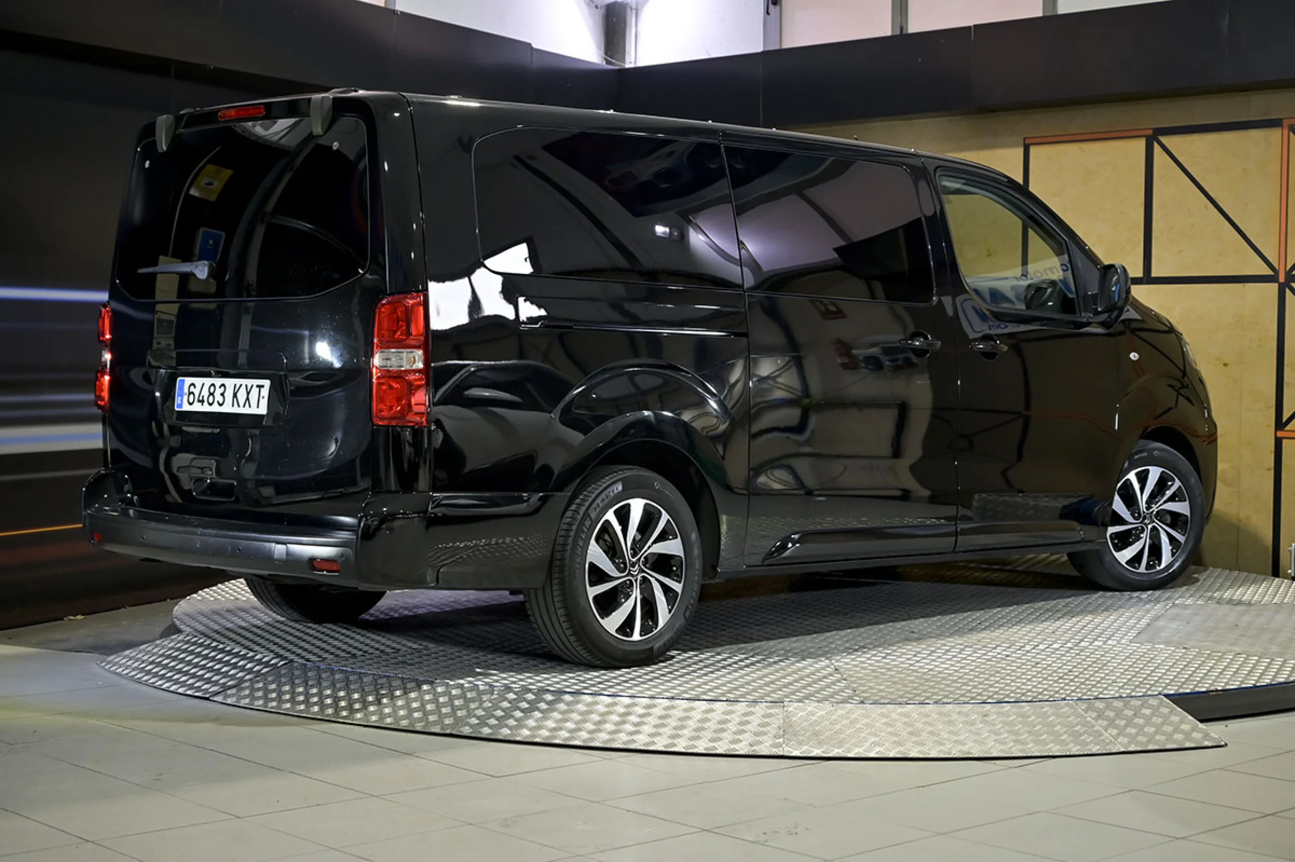 Citroen SpaceTourer Talla XL BlueHDi 110KW 150cv SS Feel - Foto 4