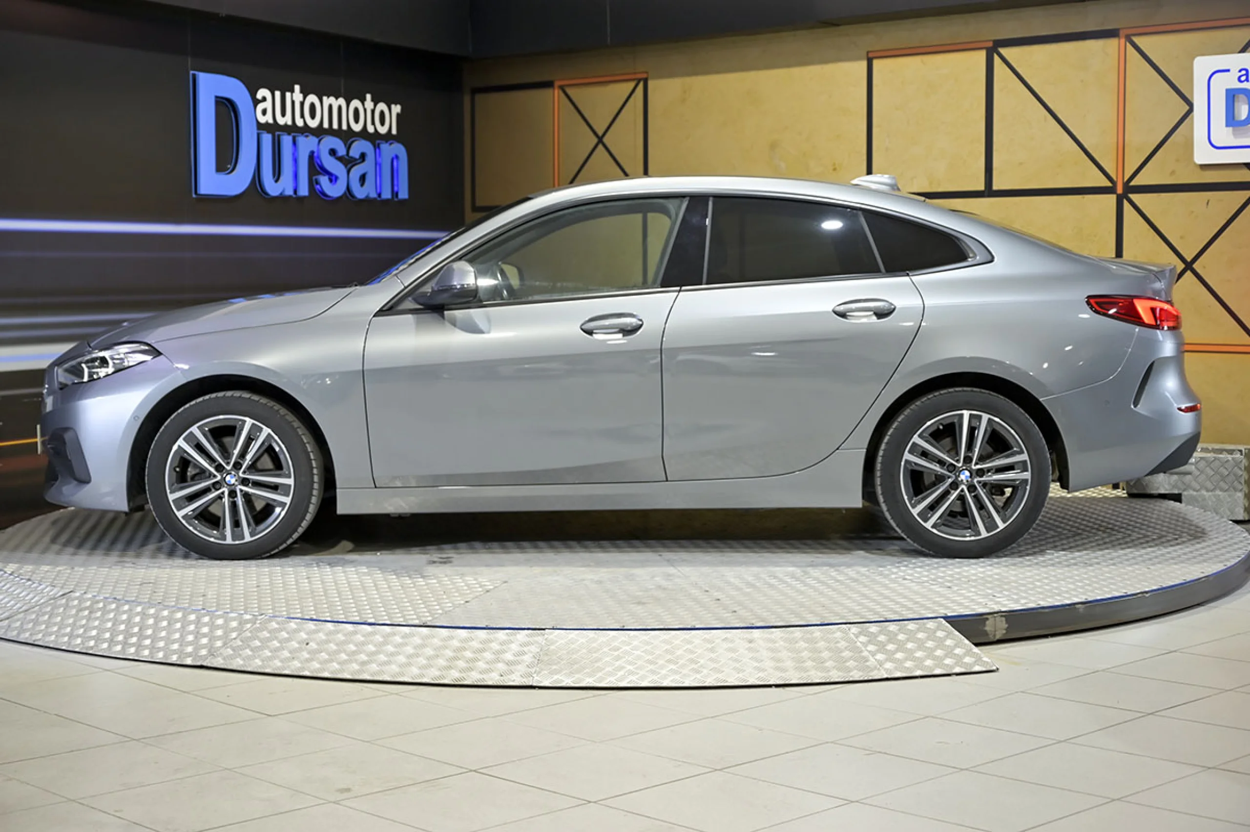 BMW 218 Serie 2 218dA Gran Coupe - Foto 17