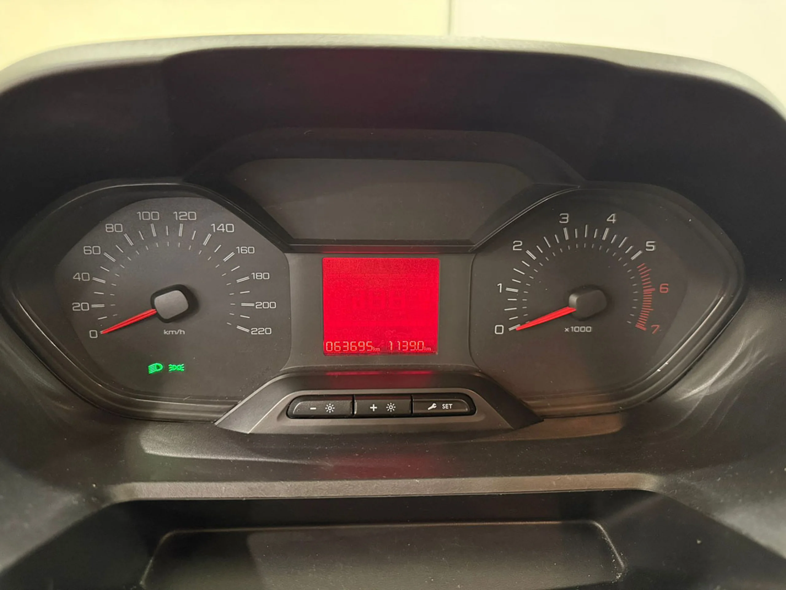 Peugeot Partner Pro Standard 1000kg BlueHDi 55kW - Foto 7