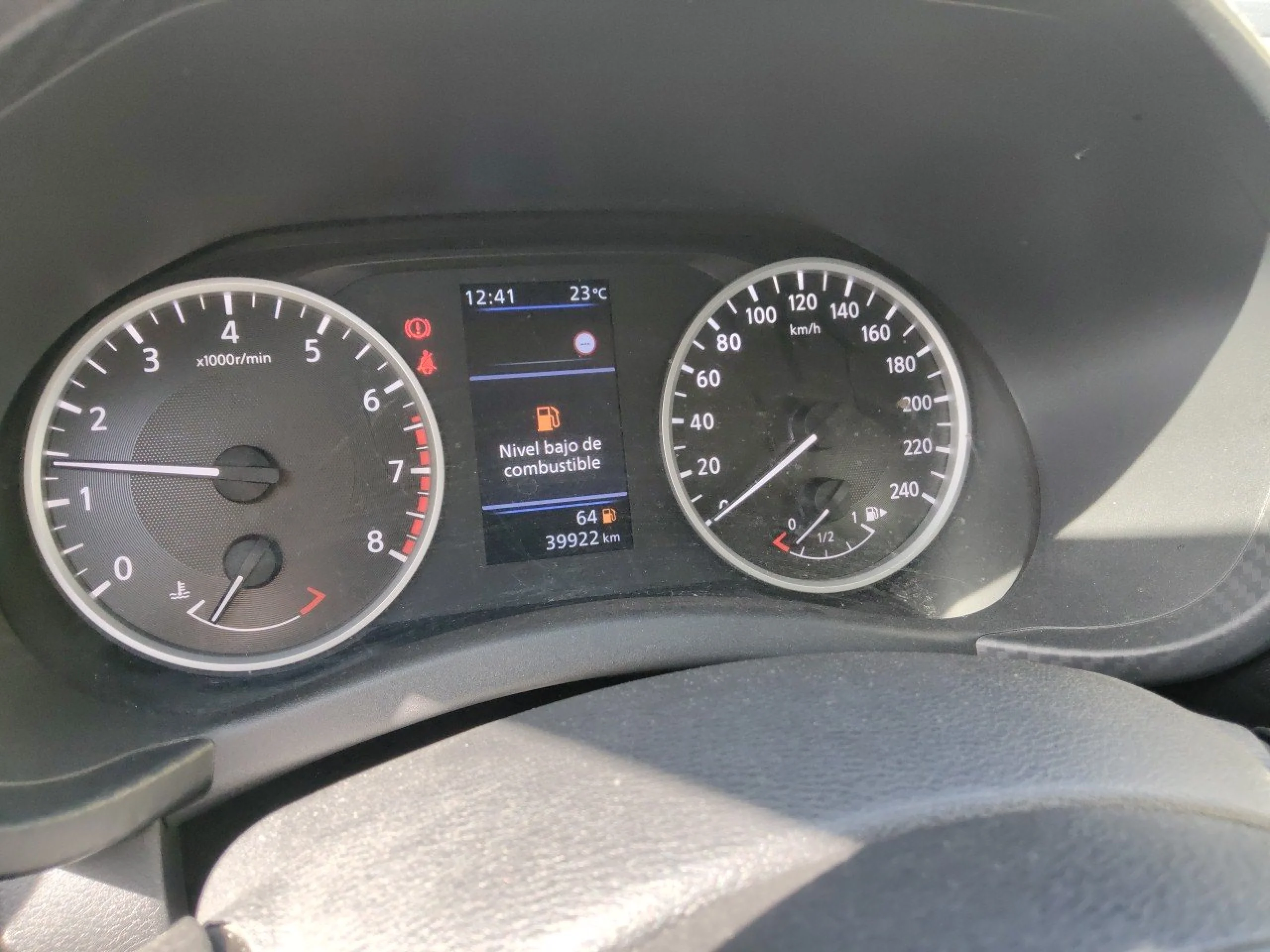 Nissan Juke DIG-T 84 kW (114 CV) 6M/T Acenta - Foto 8