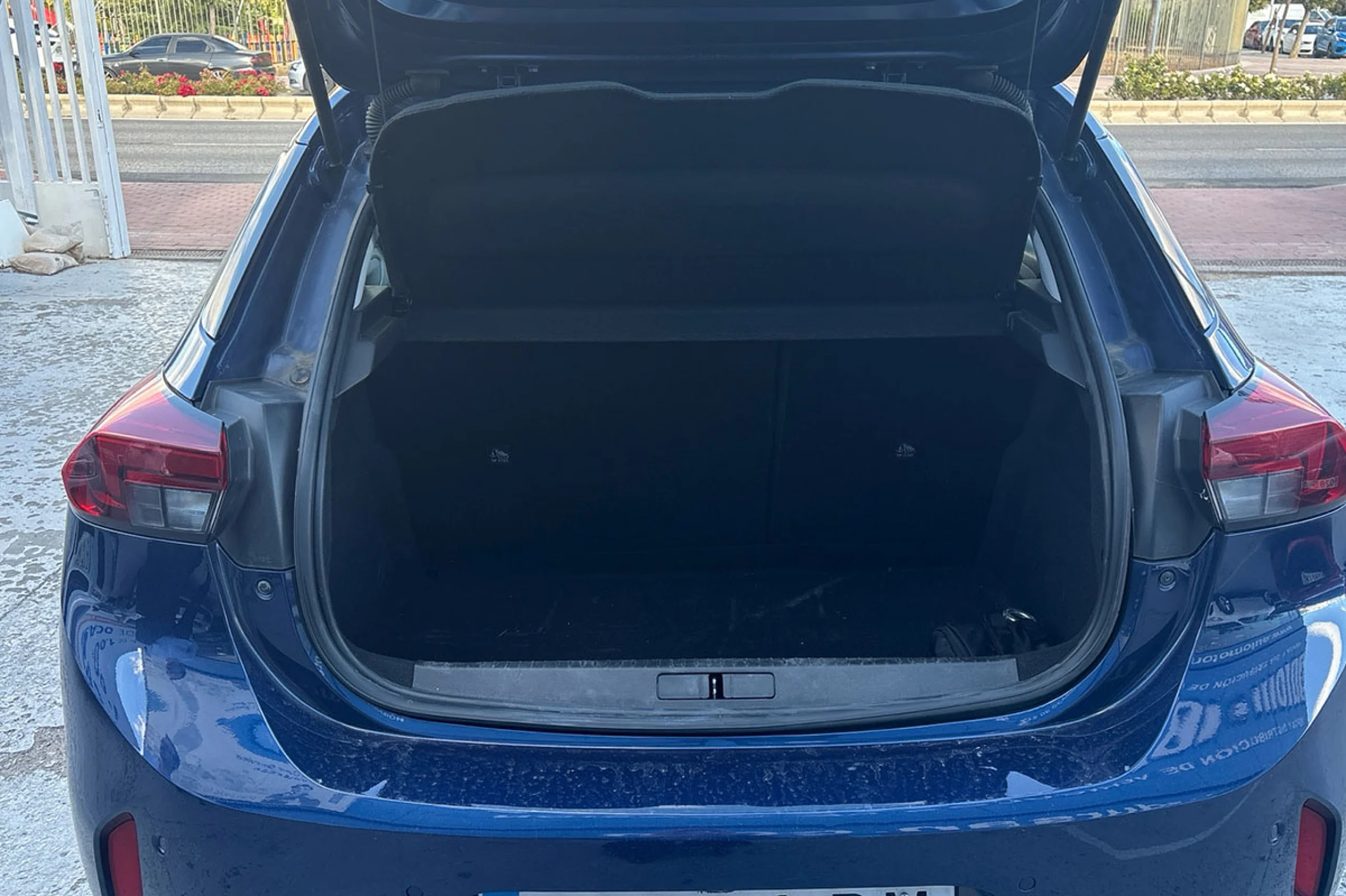 Opel Corsa 1.2T XHL 74kW 100CV Elegance - Foto 12