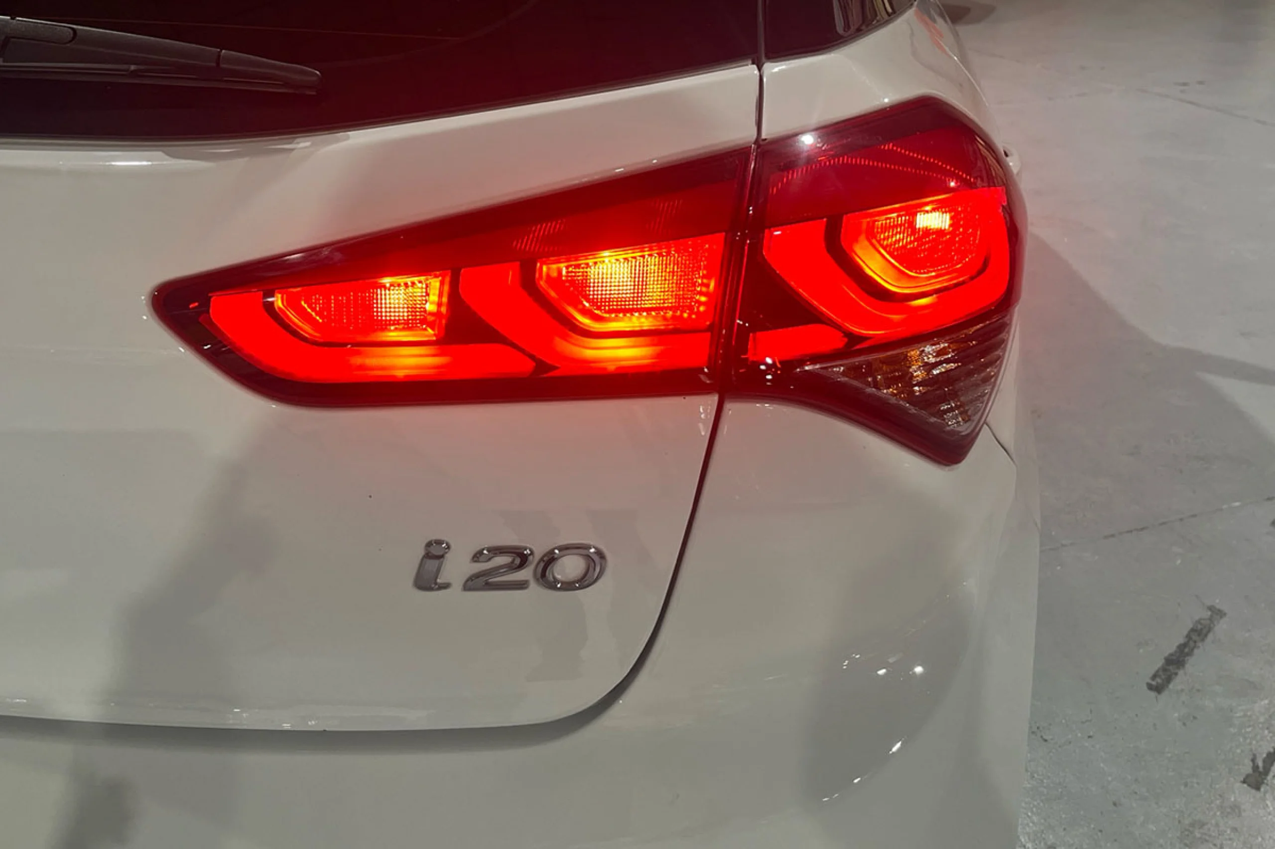 Hyundai I20 1.2 MPI Essence - Foto 17