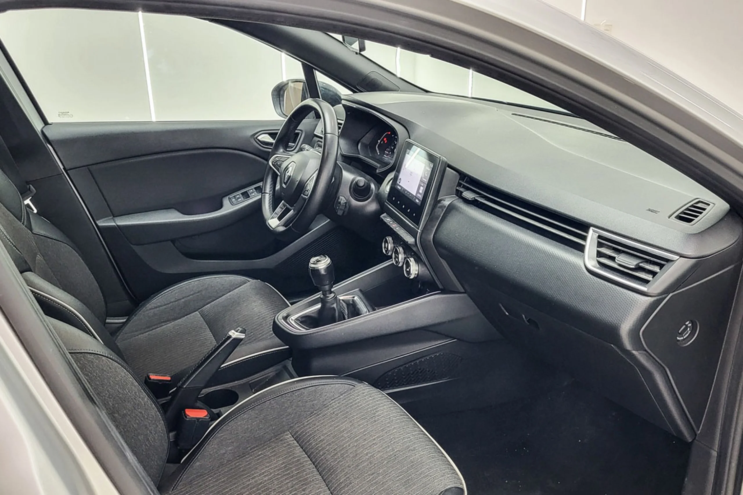 Renault Clio Zen TCe 67 kW 91CV - Foto 20