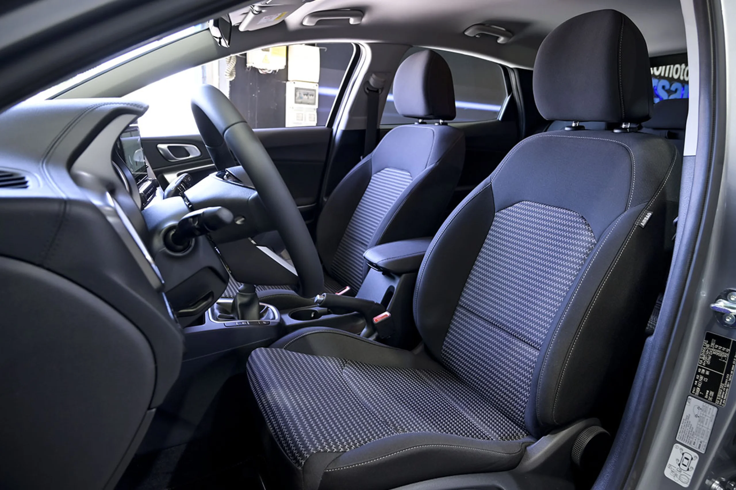 Kia XCeed 1.0 TGDi Drive 74kW 100CV - Foto 24