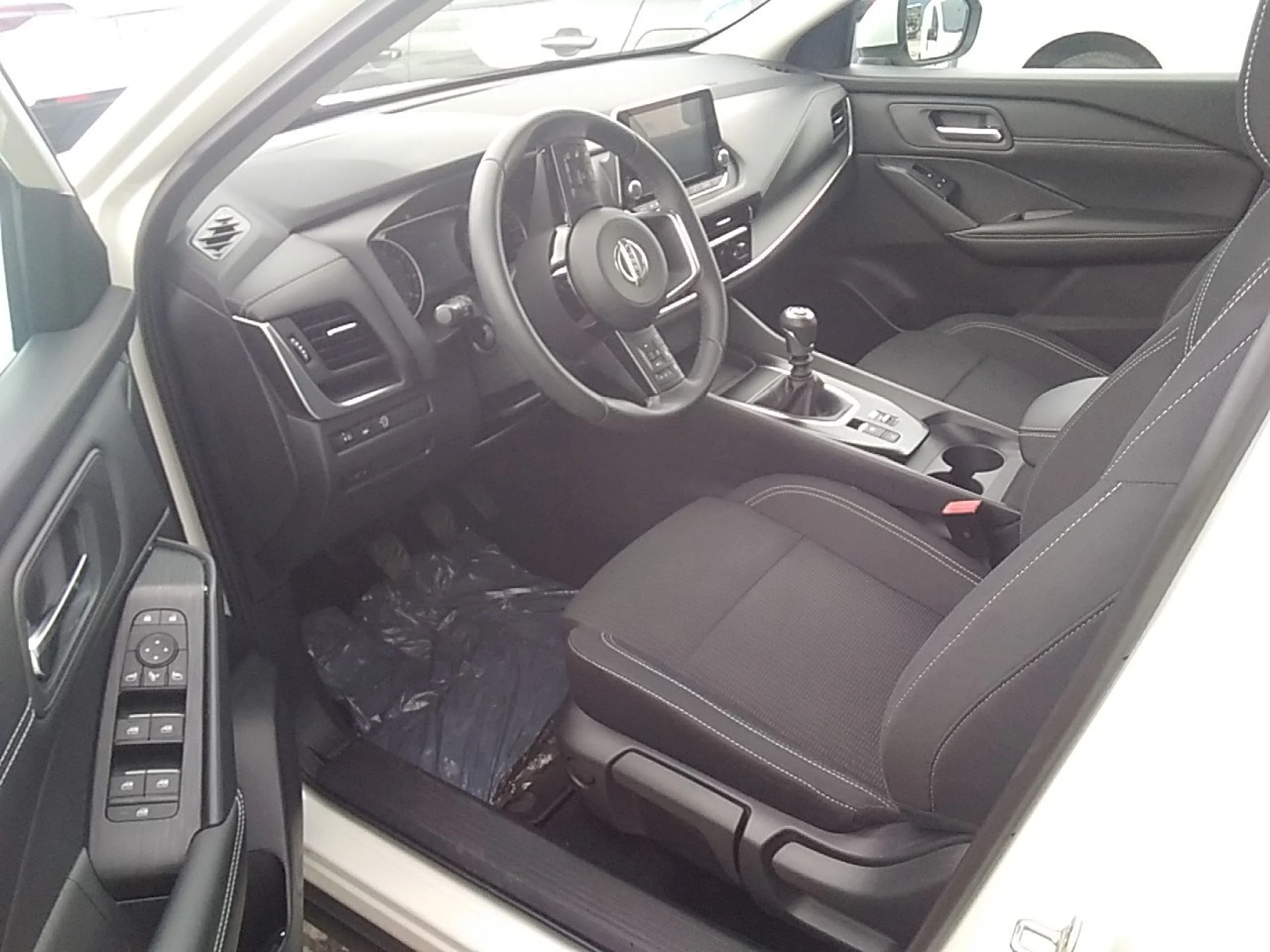 Nissan Qashqai DIG-T 103kW (140CV) mHEV 4x2 Acenta - Foto 7