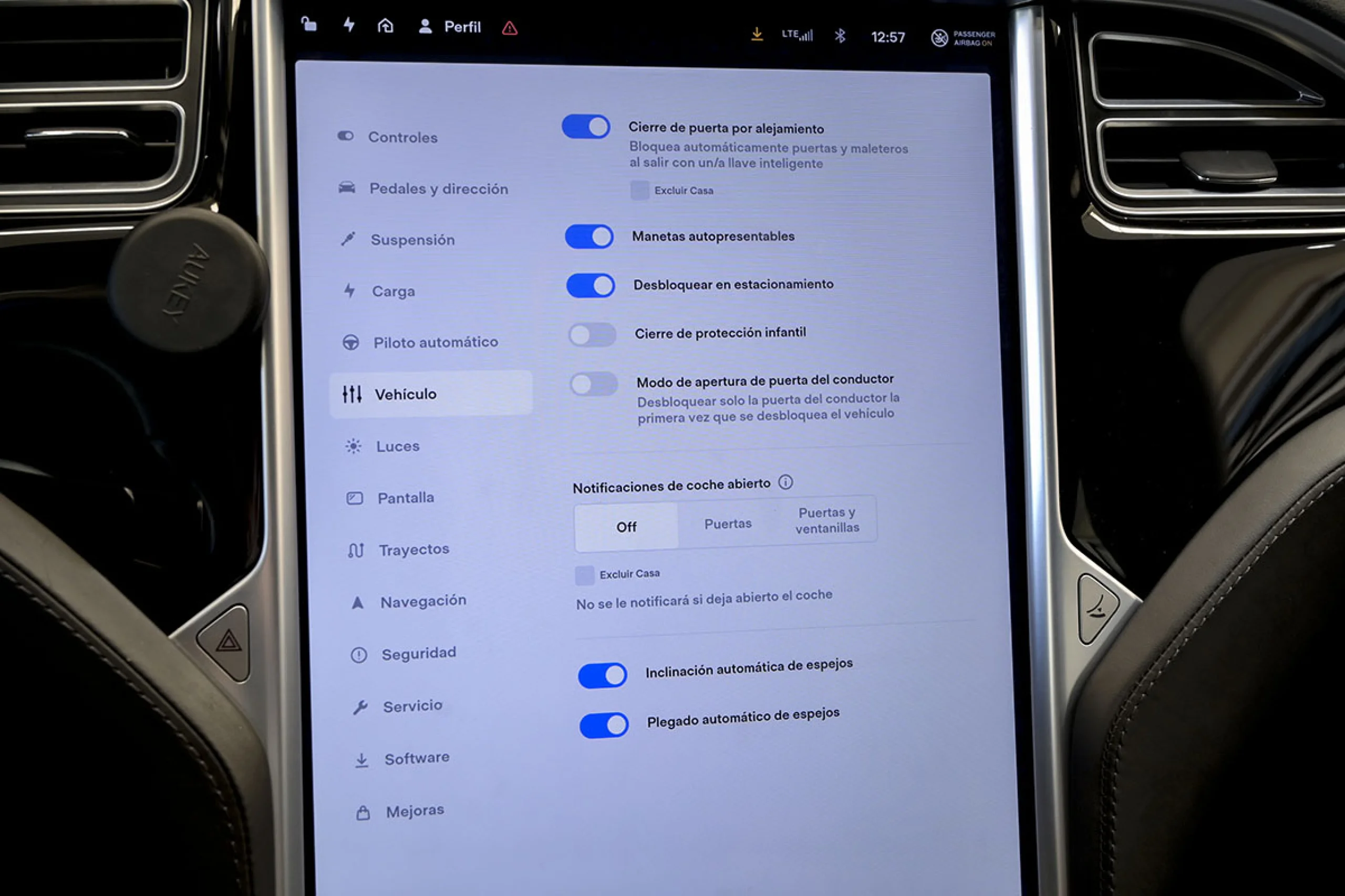 TESLA Model S 90D 4WD - Foto 31