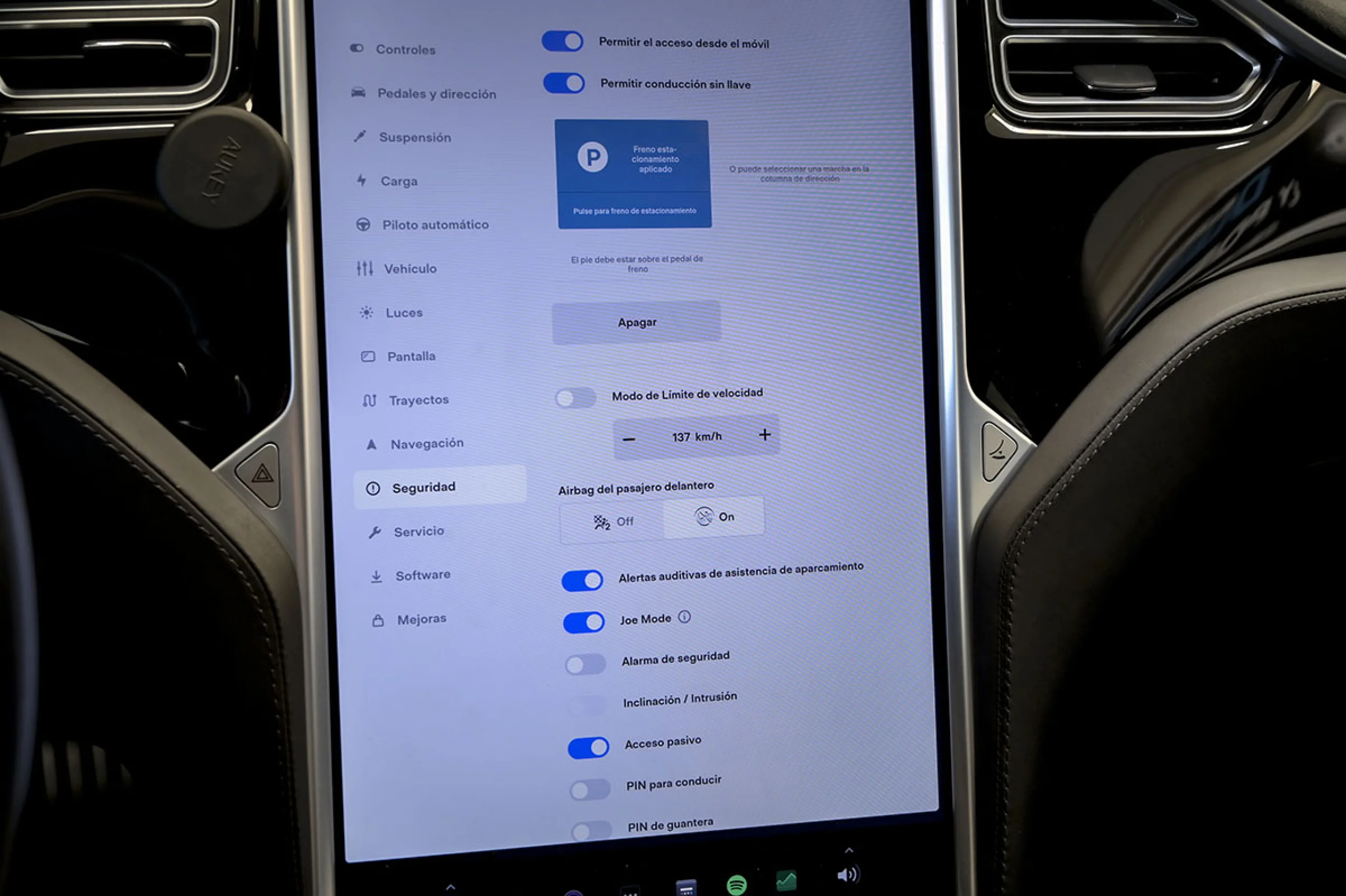 TESLA Model S 90D 4WD - Foto 32