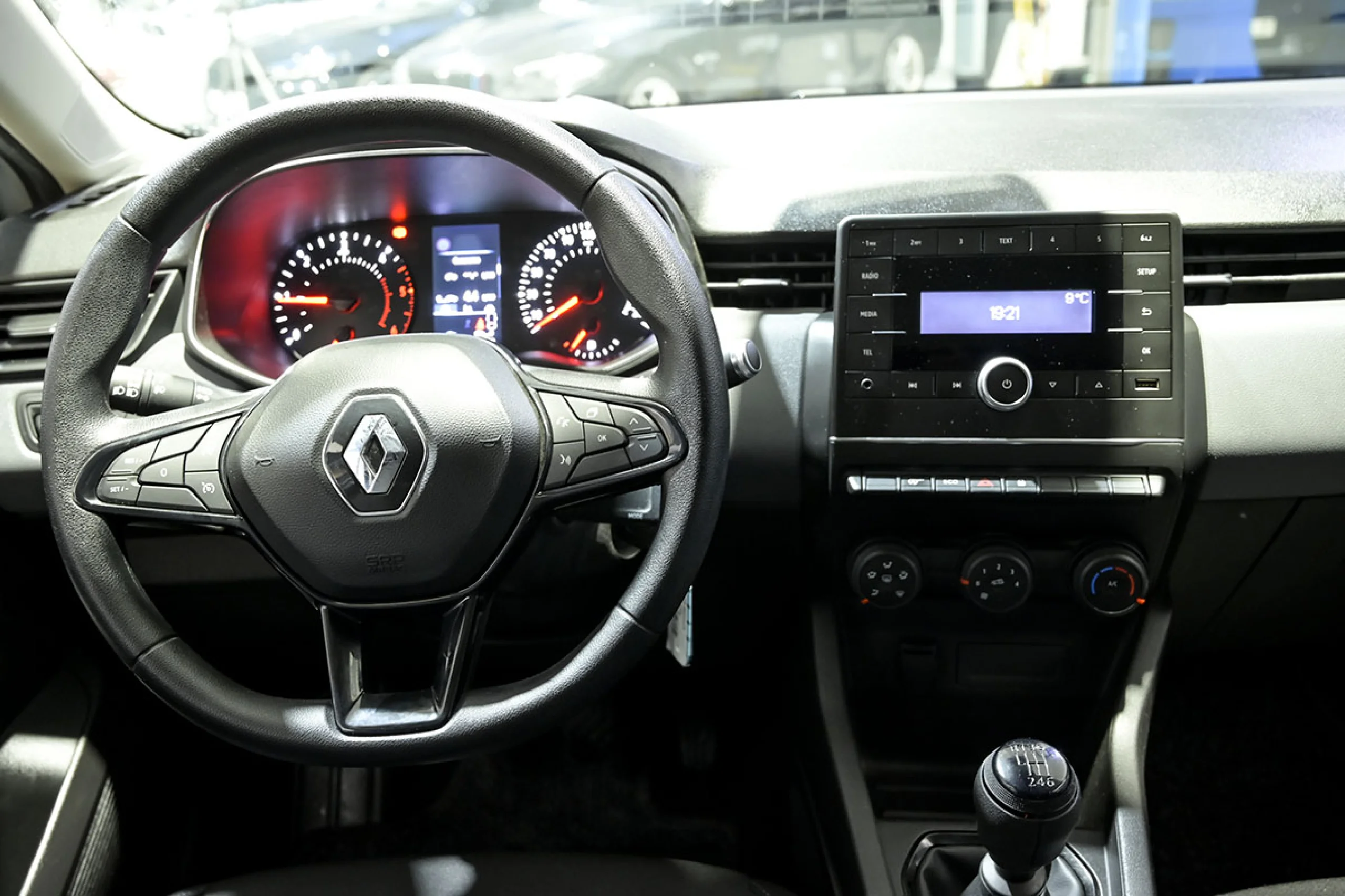 Renault Clio Business Blue dCi 63 kW 85CV - Foto 7